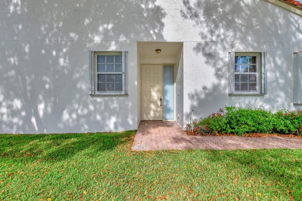 Photo of 6152 Petunia Road, Delray Beach, FL 33484 (MLS # R11084949)