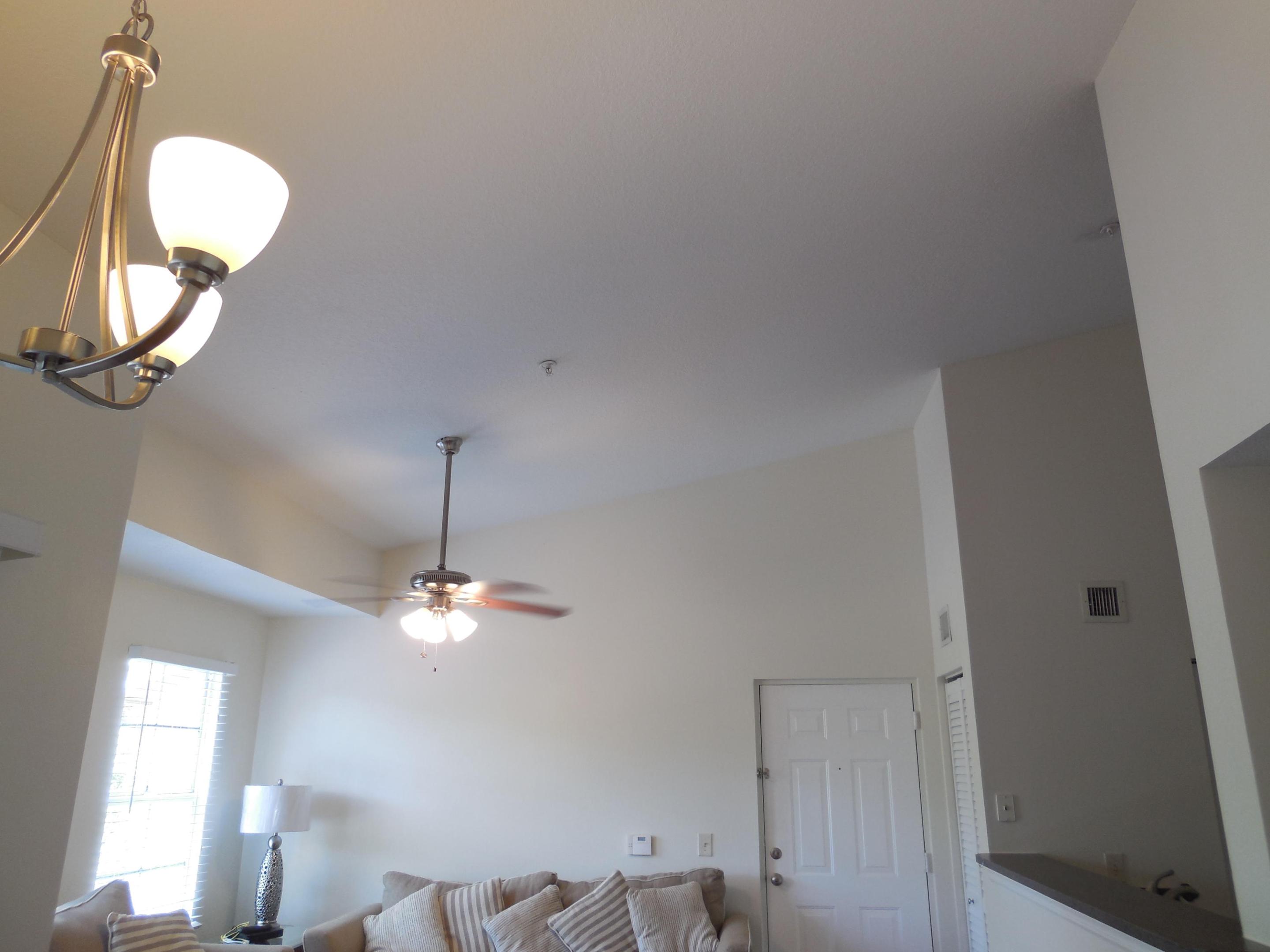 EMERALD ISLE AT LAGUNA LAKES CONDOMINIUM - Residential