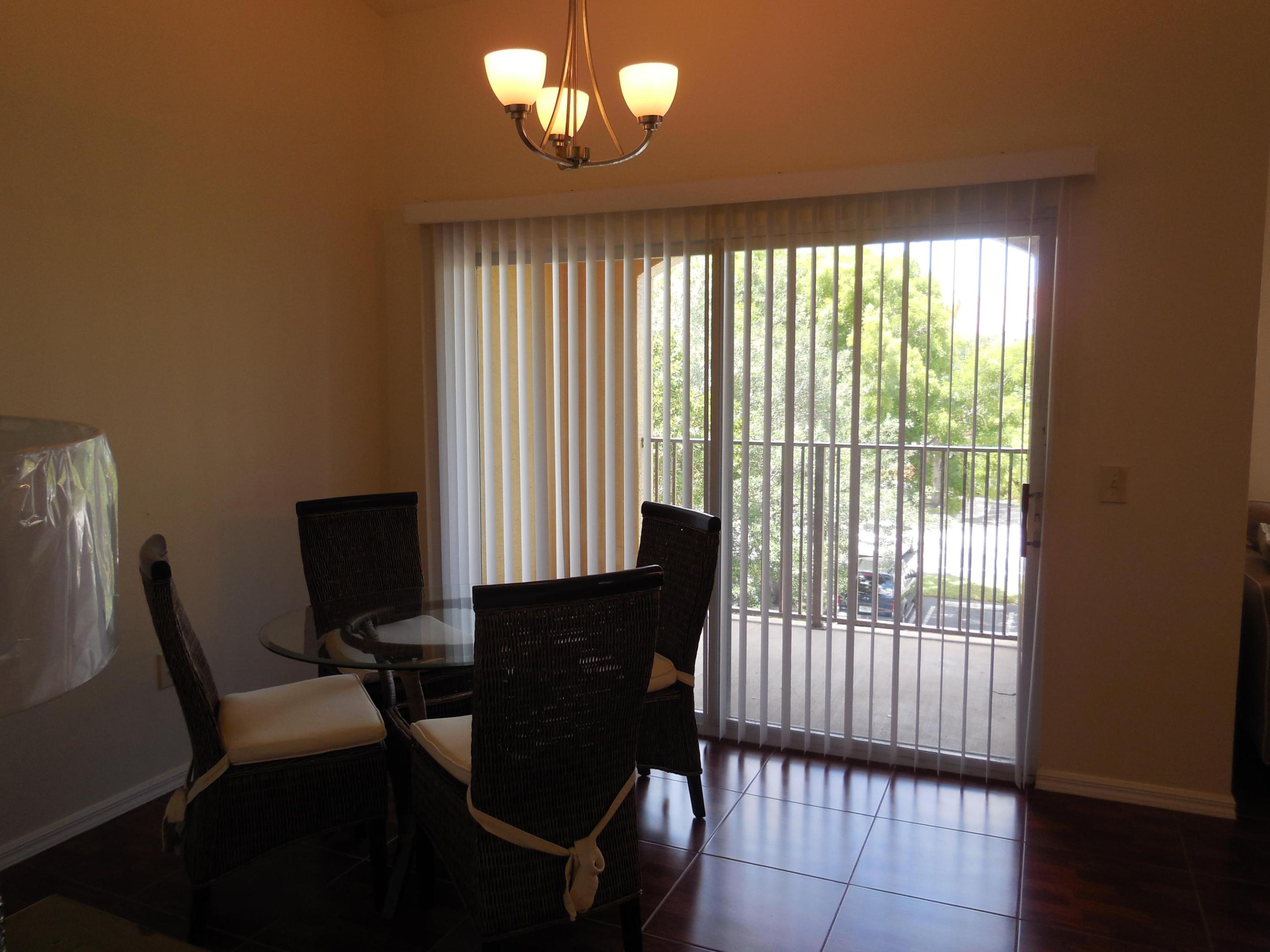 EMERALD ISLE AT LAGUNA LAKES CONDOMINIUM - Residential