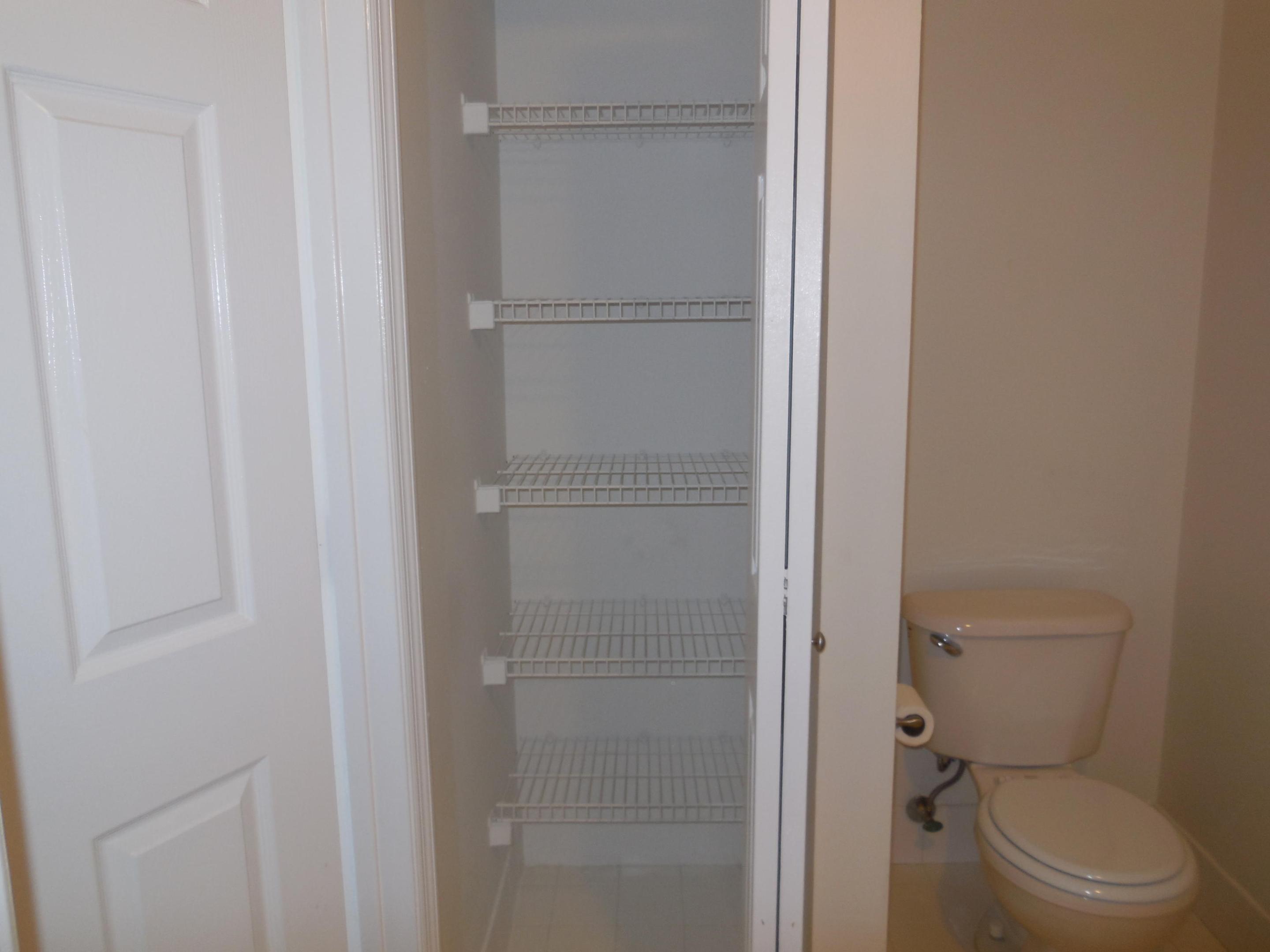 EMERALD ISLE AT LAGUNA LAKES CONDOMINIUM - Residential