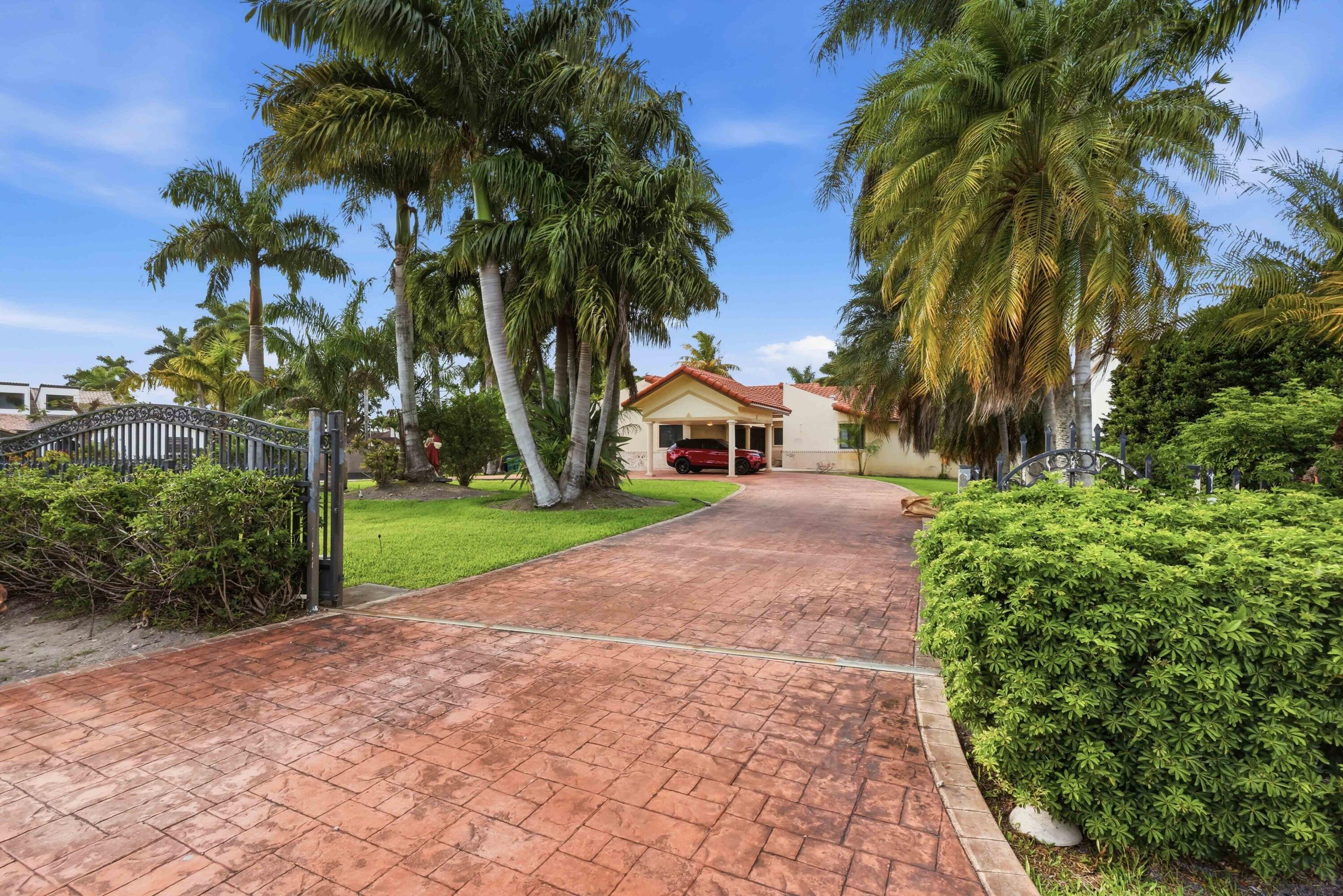 7445 N Augusta Drive