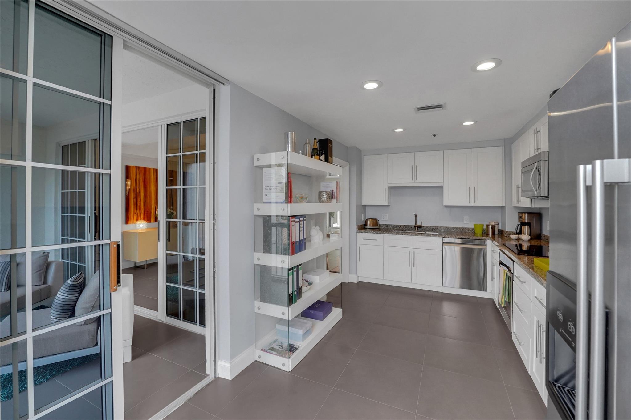 Vizcaya Towers @Palm Aire - Residential