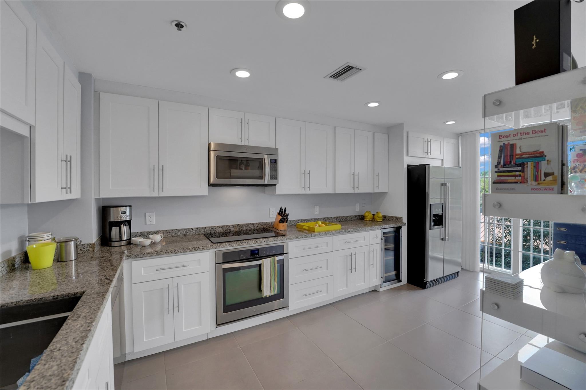 Vizcaya Towers @Palm Aire - Residential