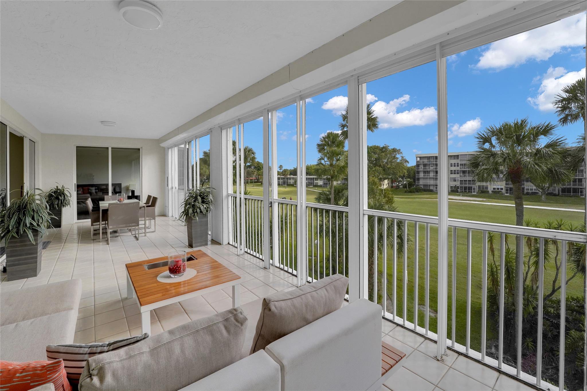 Vizcaya Towers @Palm Aire - Residential