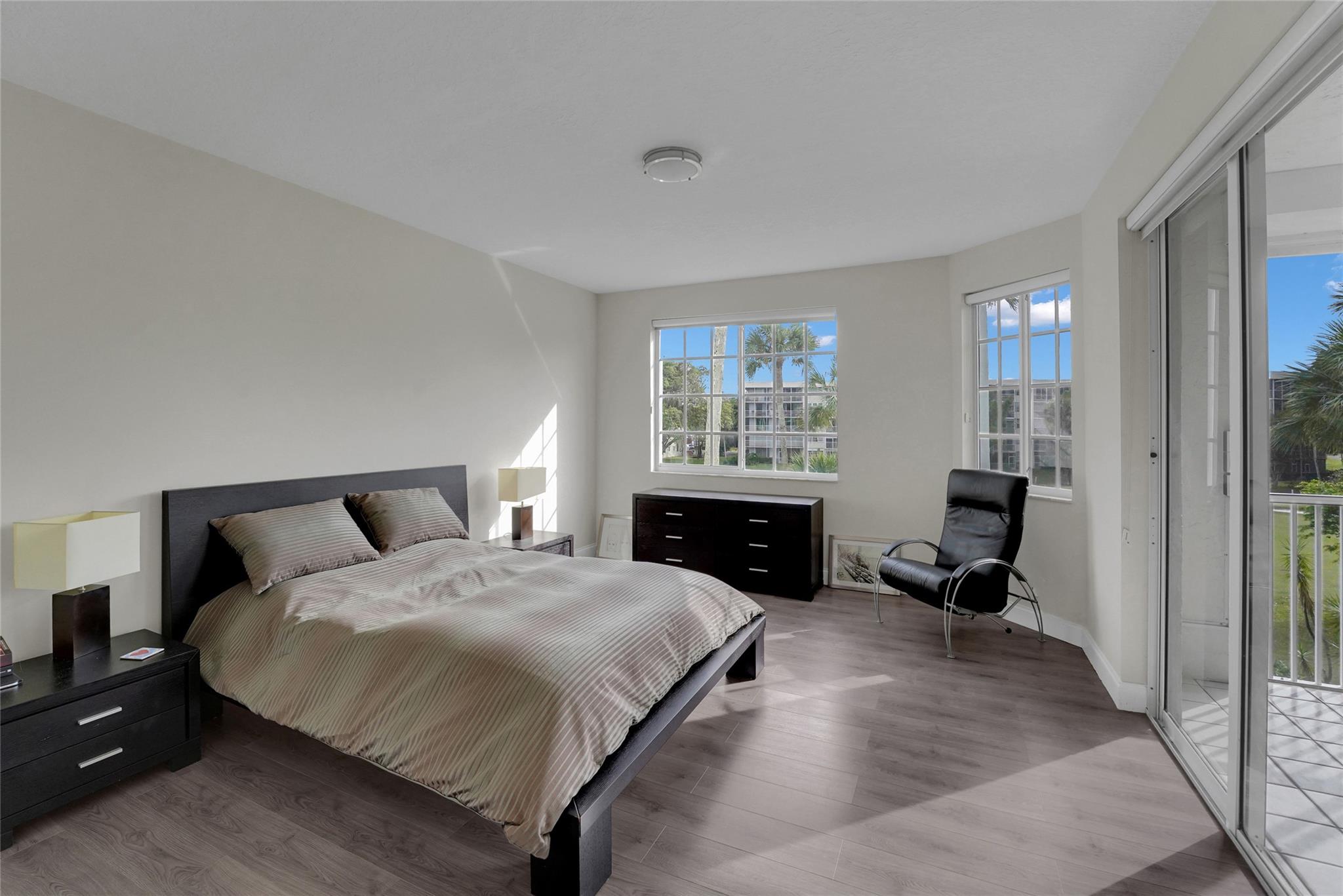 Vizcaya Towers @Palm Aire - Residential