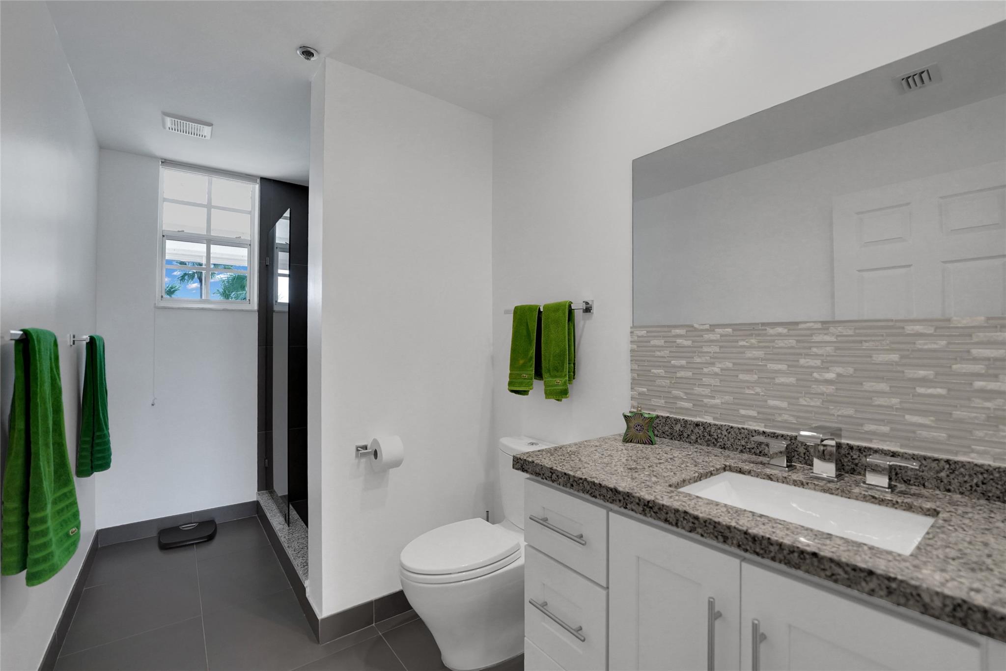 Vizcaya Towers @Palm Aire - Residential