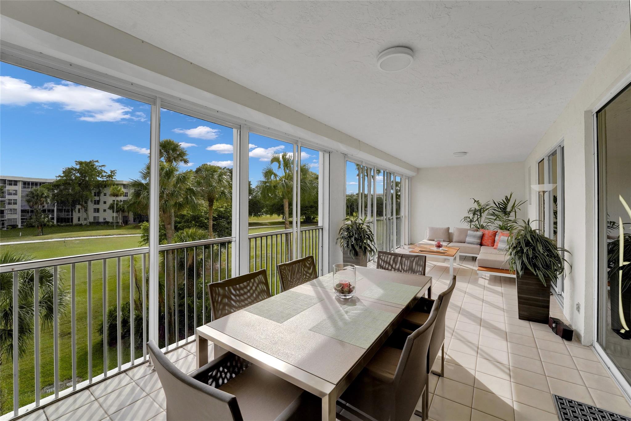 Vizcaya Towers @Palm Aire - Residential