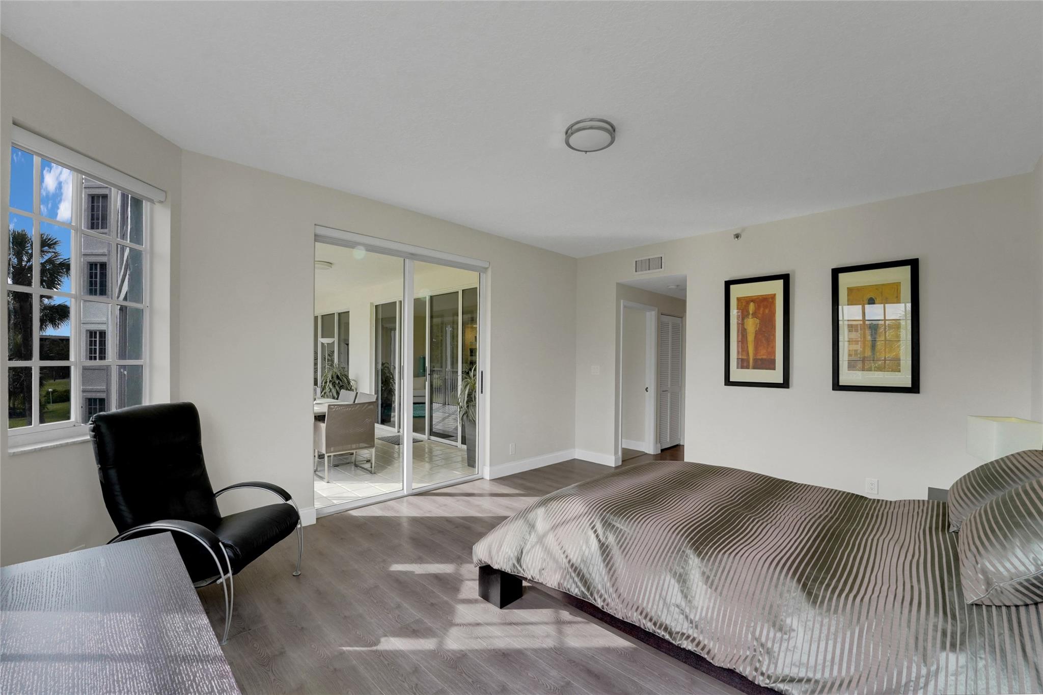 Vizcaya Towers @Palm Aire - Residential