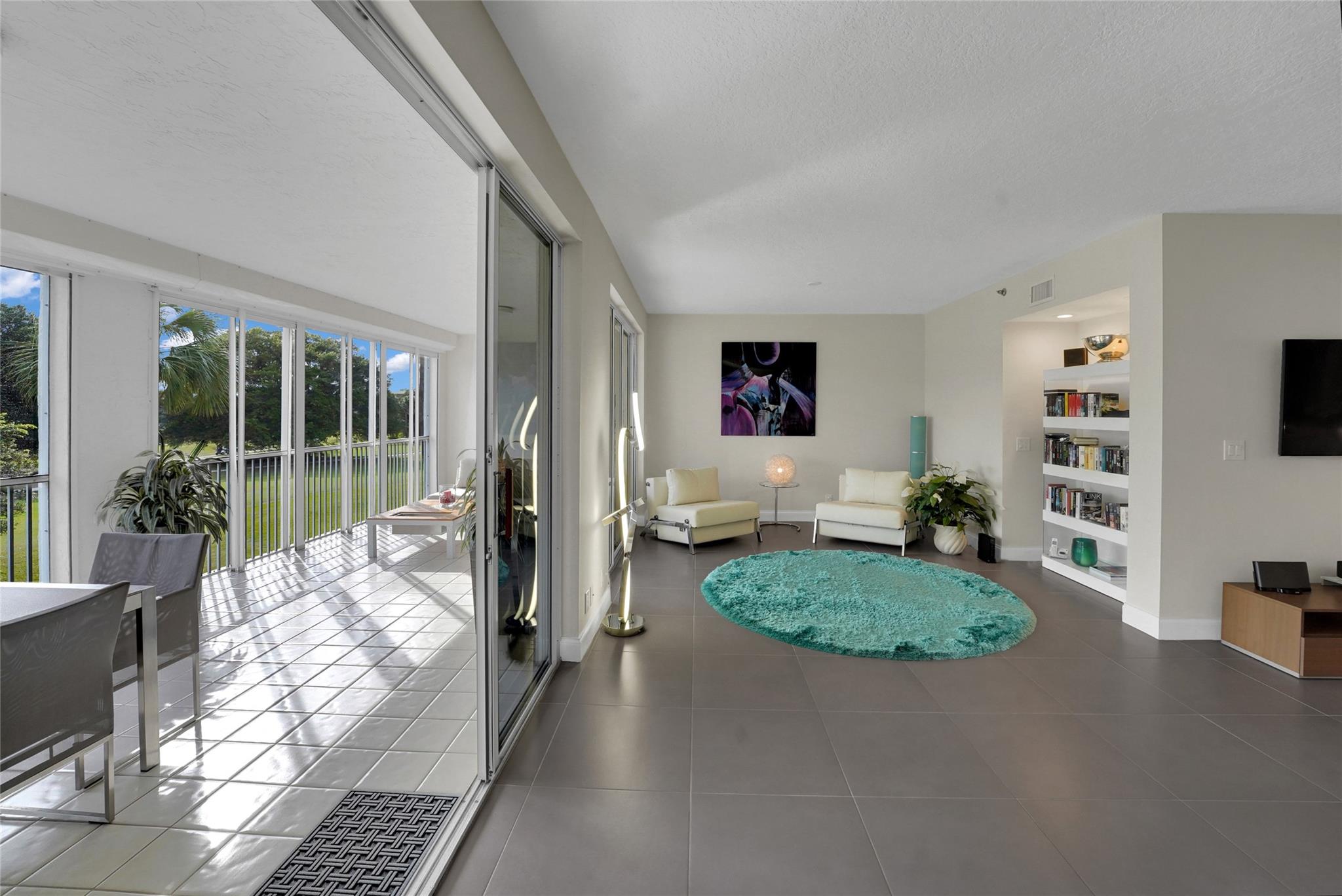 Vizcaya Towers @Palm Aire - Residential