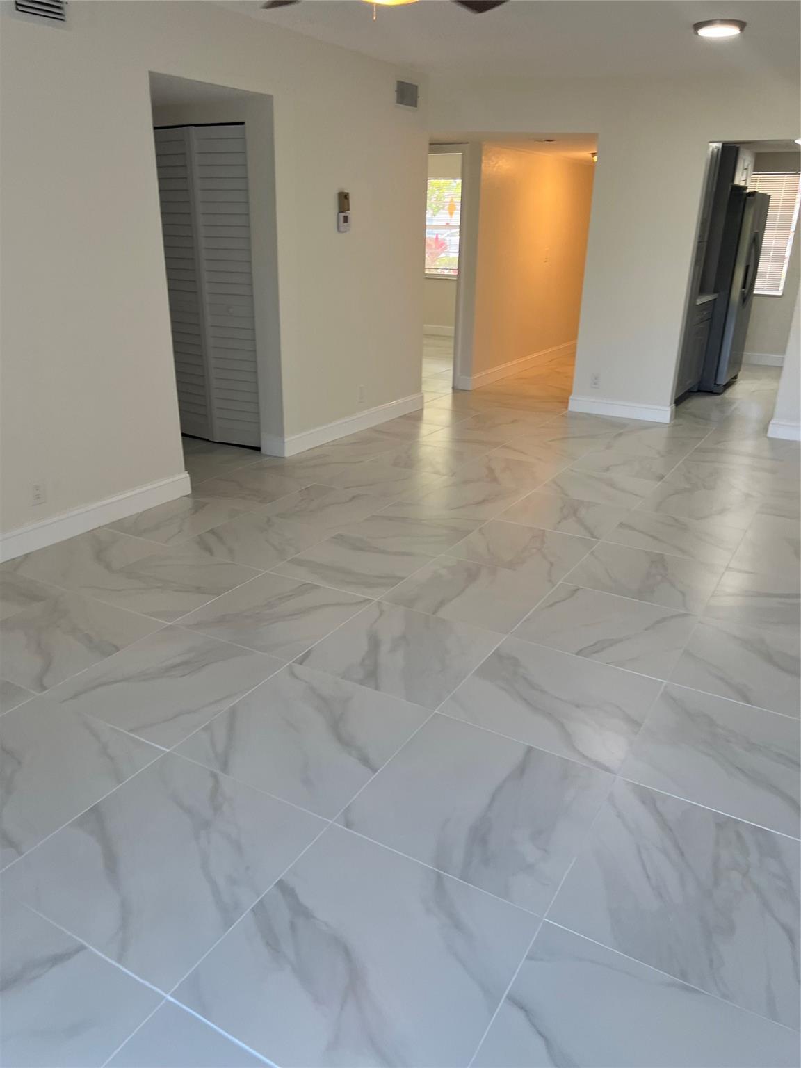 HAMPSHIRE DR CONDO - Residential