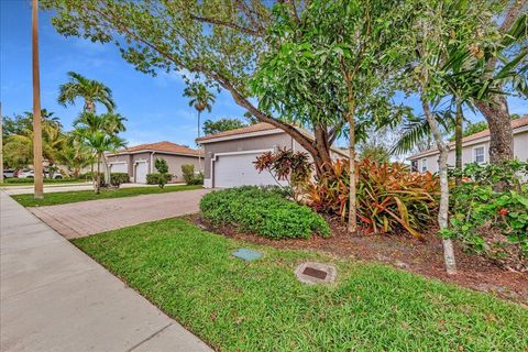 Tiny photo for 7600 S Aragon Boulevard #3, Sunrise, FL 33322 (MLS # B26020539)