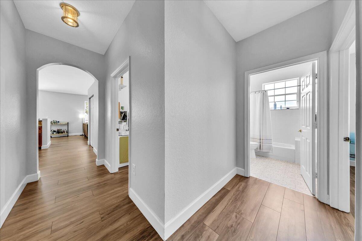 REGENCY HOMES AT SUNRISE - Residential