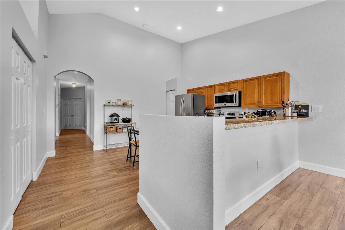 REGENCY HOMES AT SUNRISE - Residential