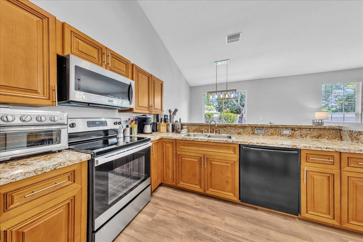 REGENCY HOMES AT SUNRISE - Residential