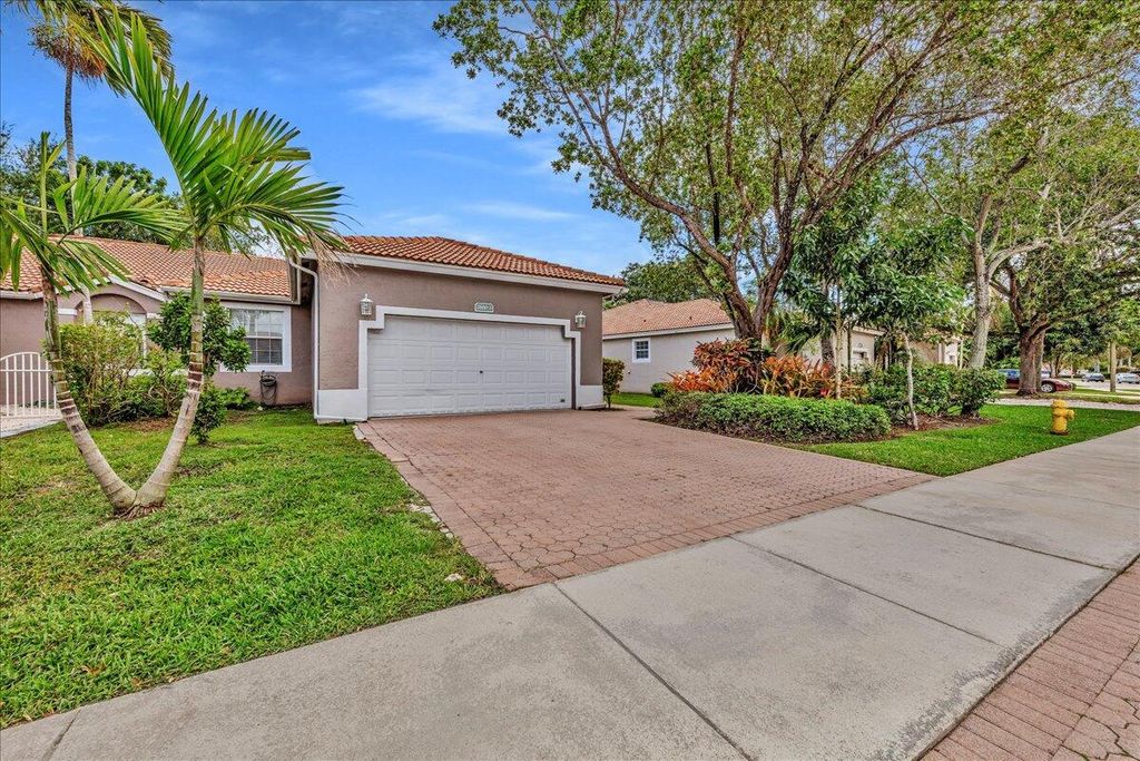 Photo of 7600 S Aragon Boulevard #3, Sunrise, FL 33322 (MLS # B26020539)