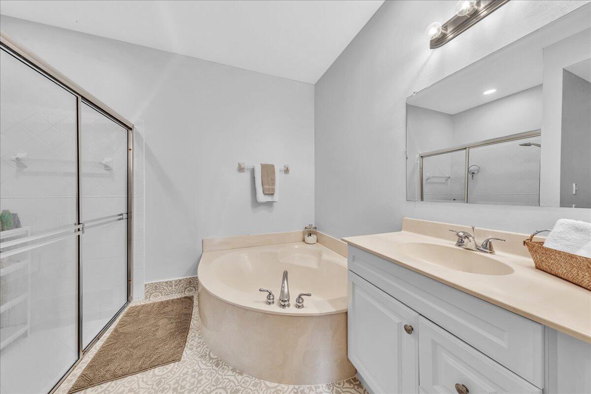 REGENCY HOMES AT SUNRISE - Residential