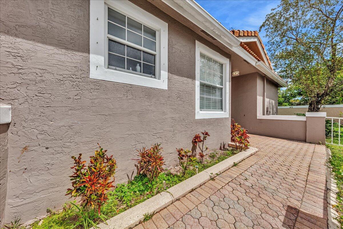 REGENCY HOMES AT SUNRISE - Residential