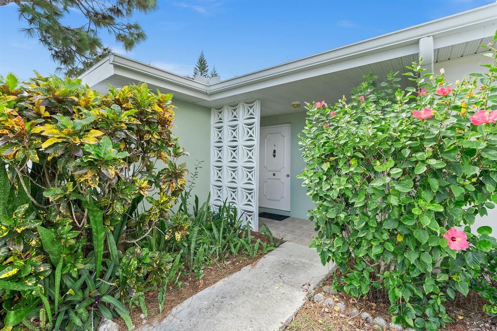 Photo of 414 Sandpiper Drive #A, Fort Pierce, FL 34982 (MLS # R10883312)