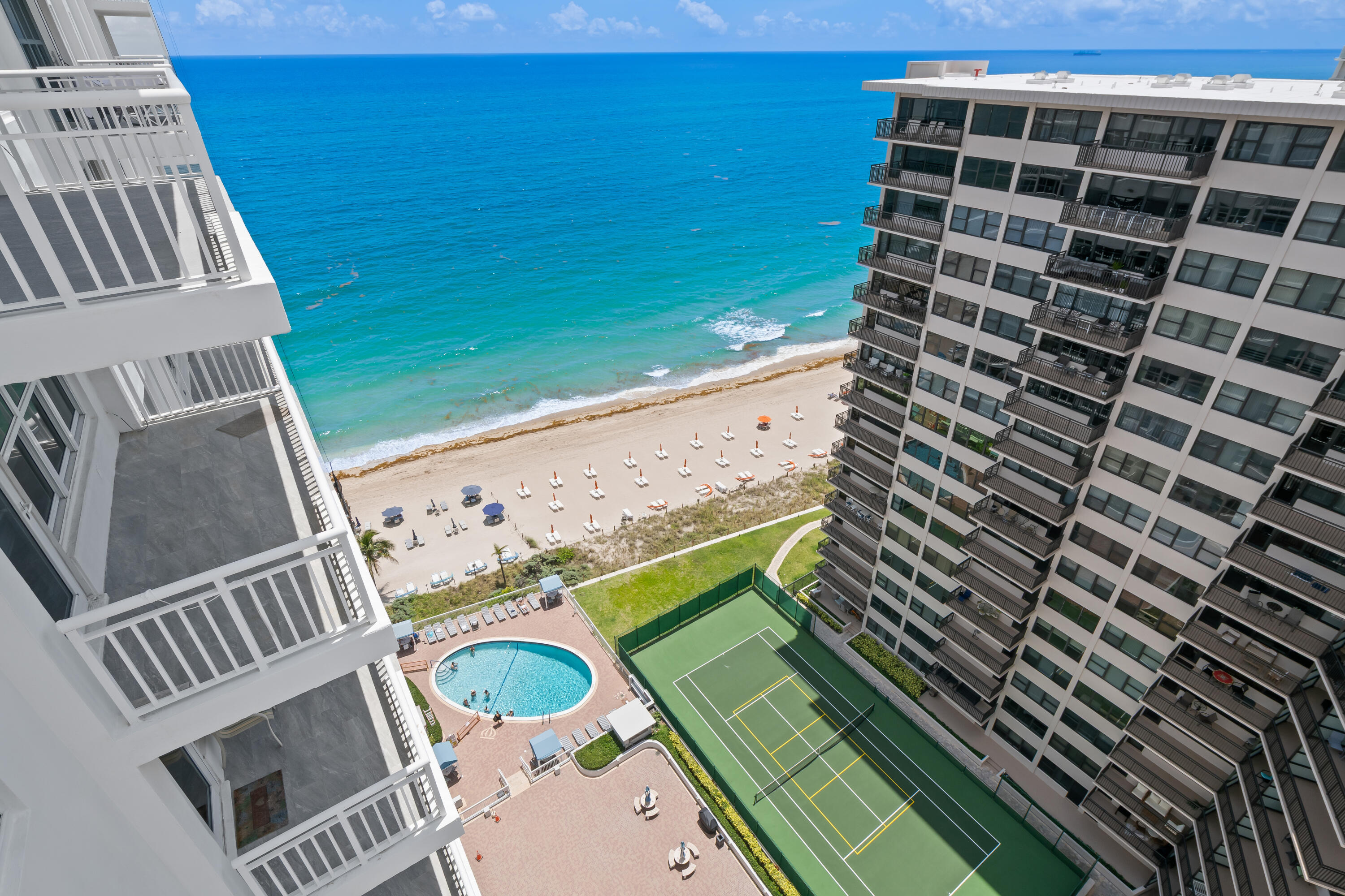 REGENCY TOWER CONDO - Residential