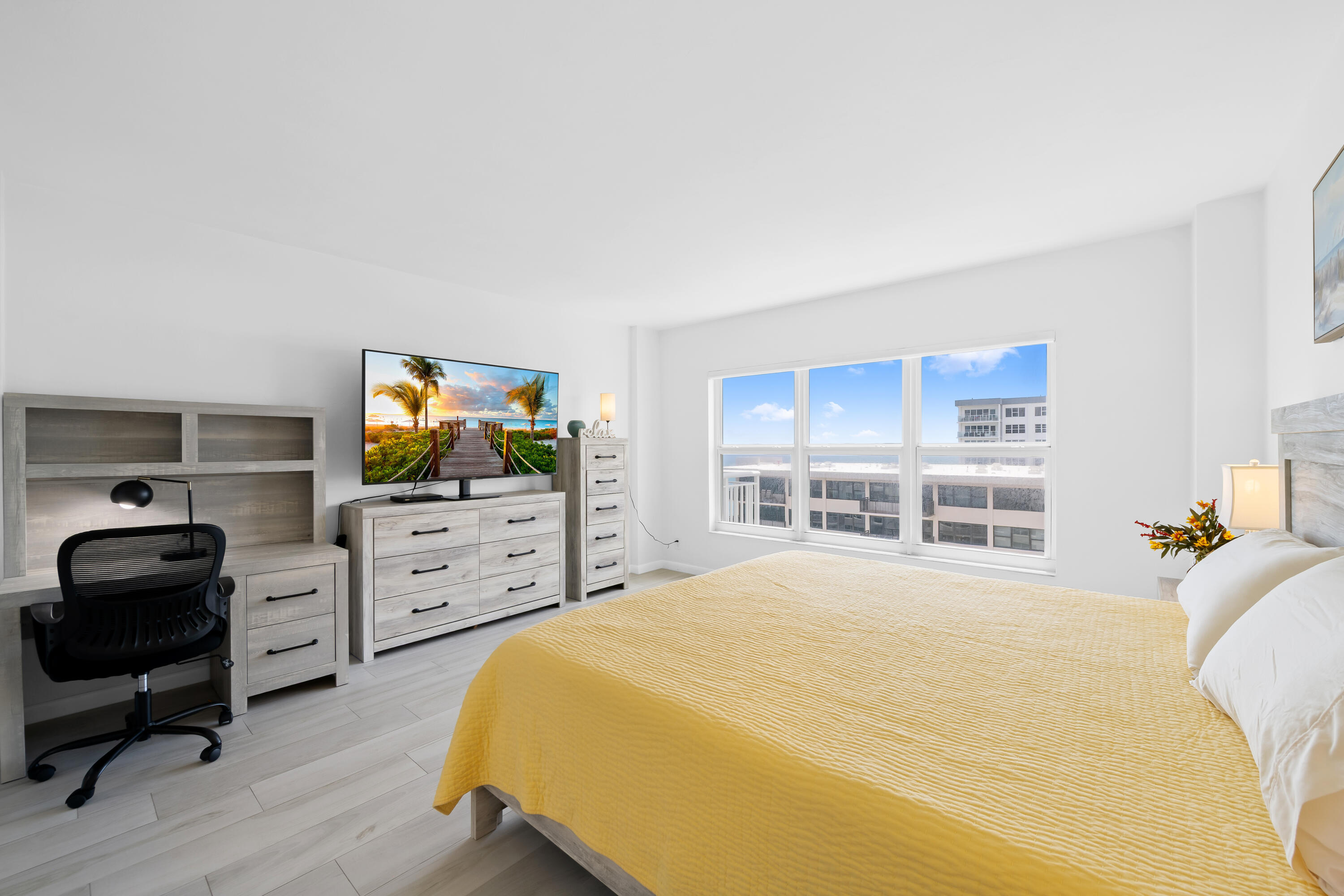 REGENCY TOWER CONDO - Residential