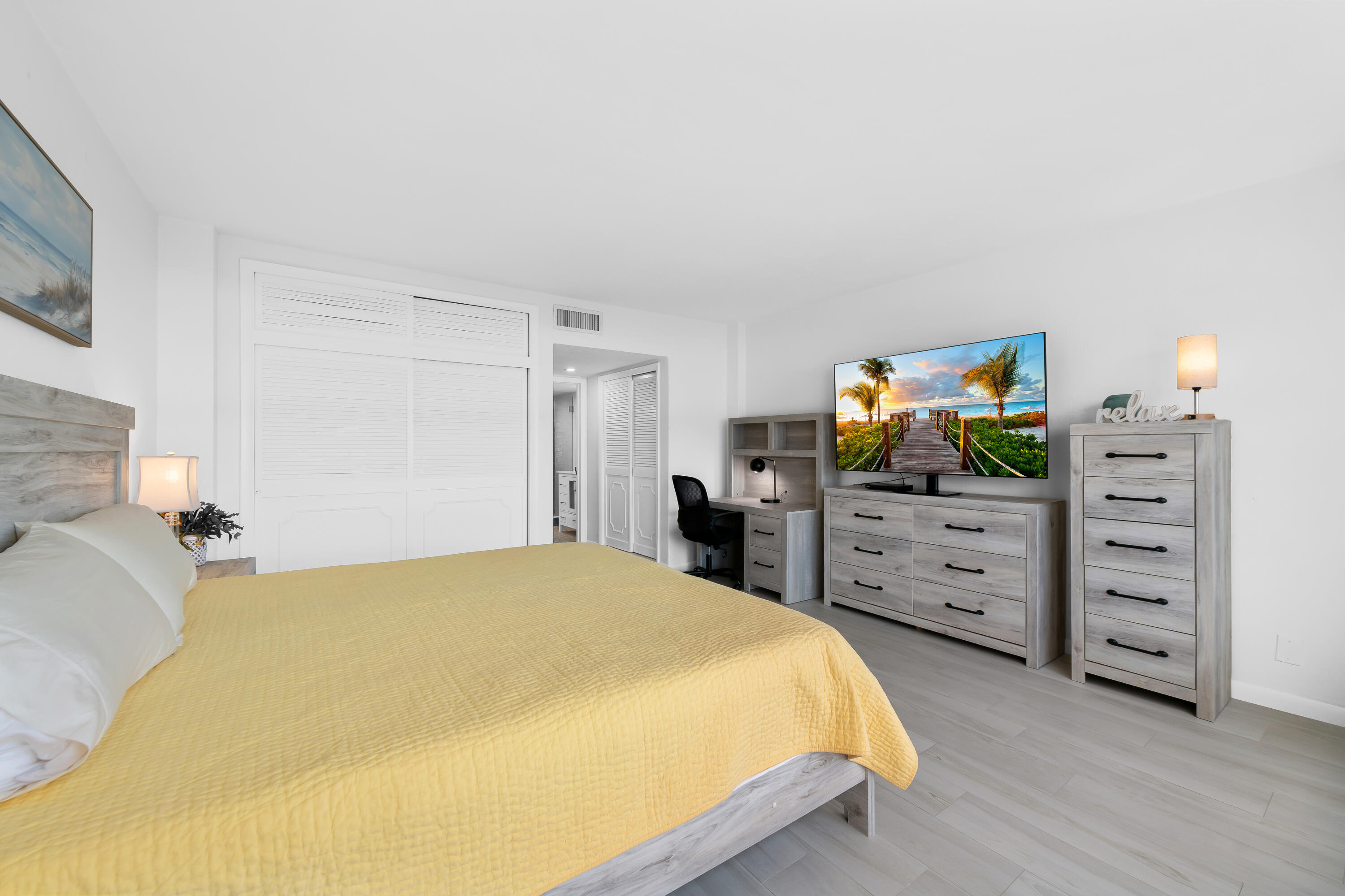 REGENCY TOWER CONDO - Residential