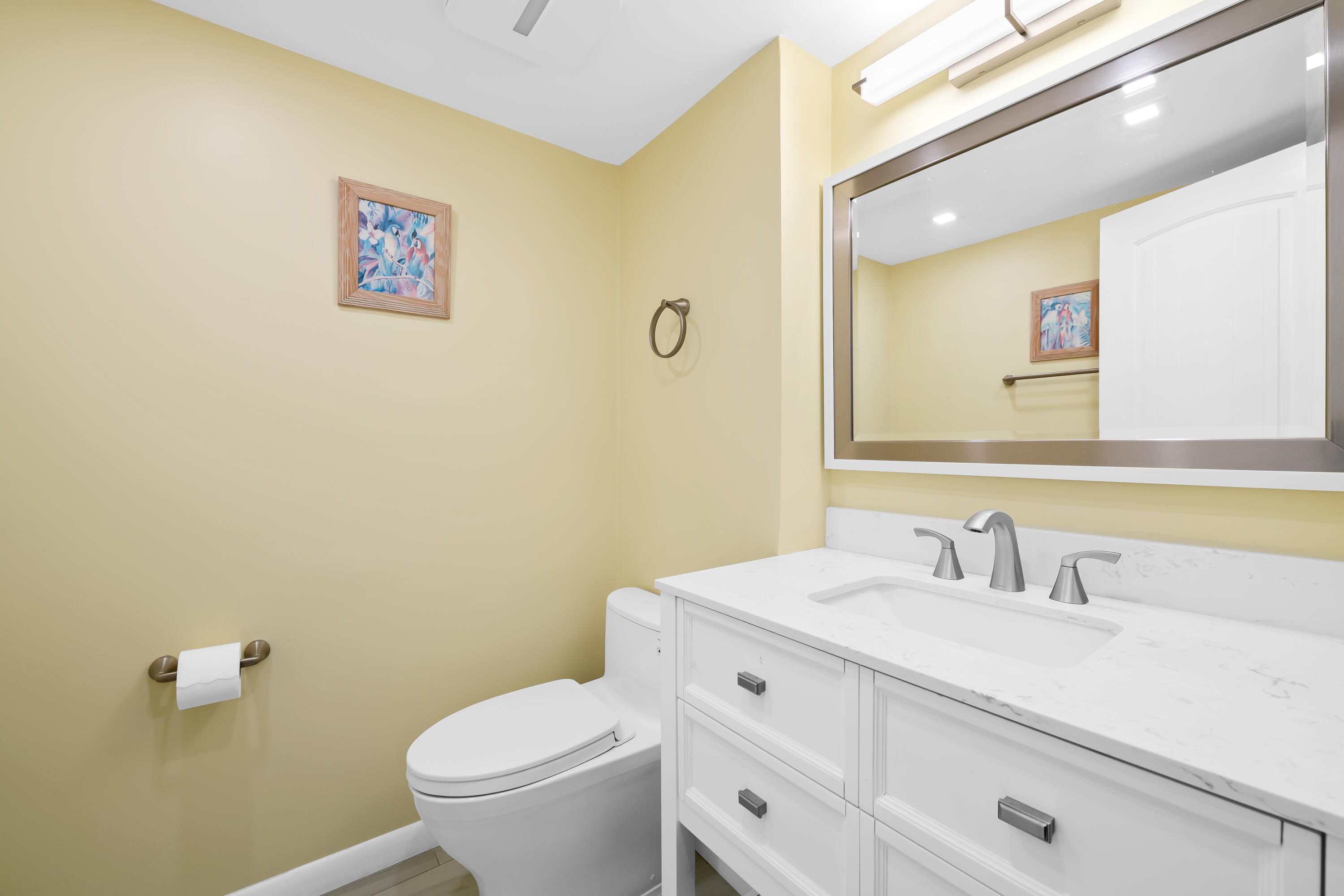 REGENCY TOWER CONDO - Residential