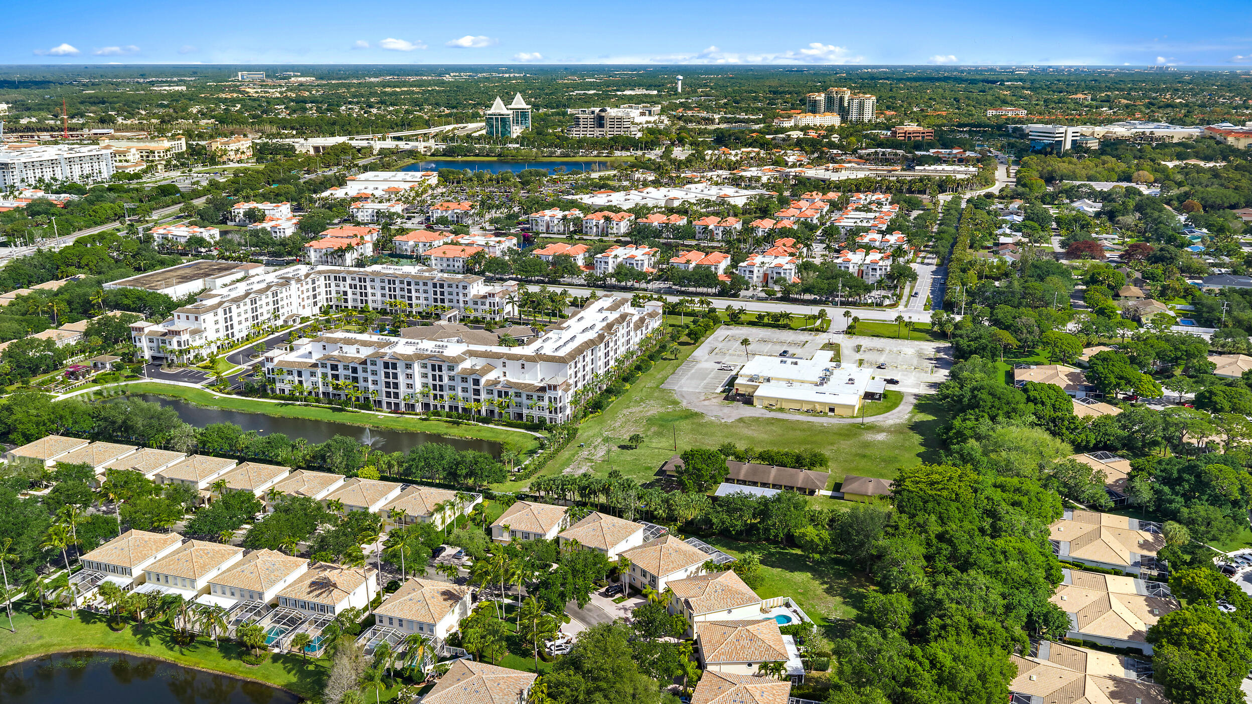 Catalina Lakes - Residential