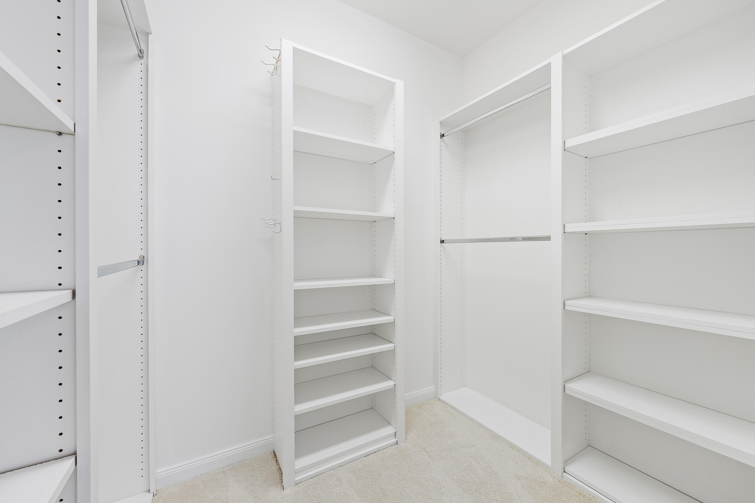 Catalina Lakes - Residential