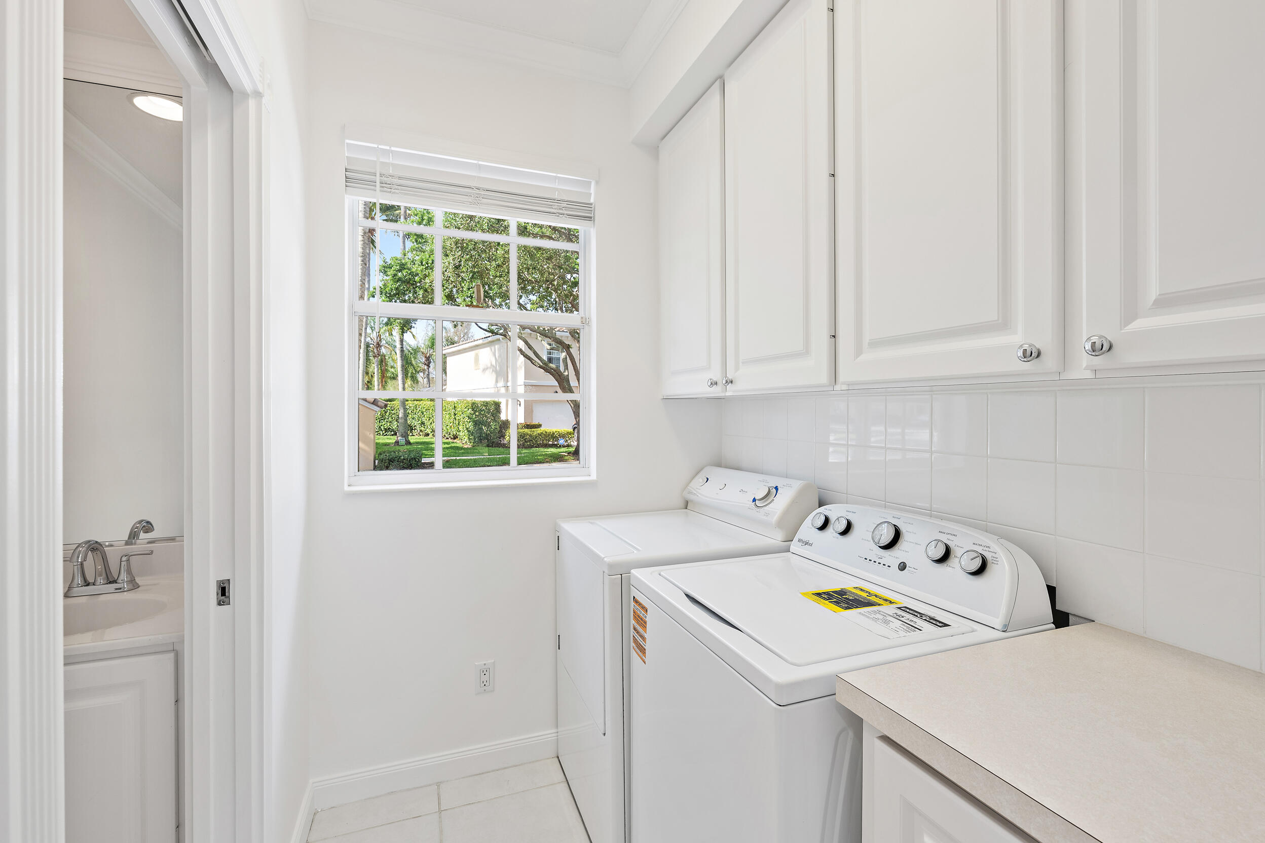 Catalina Lakes - Residential