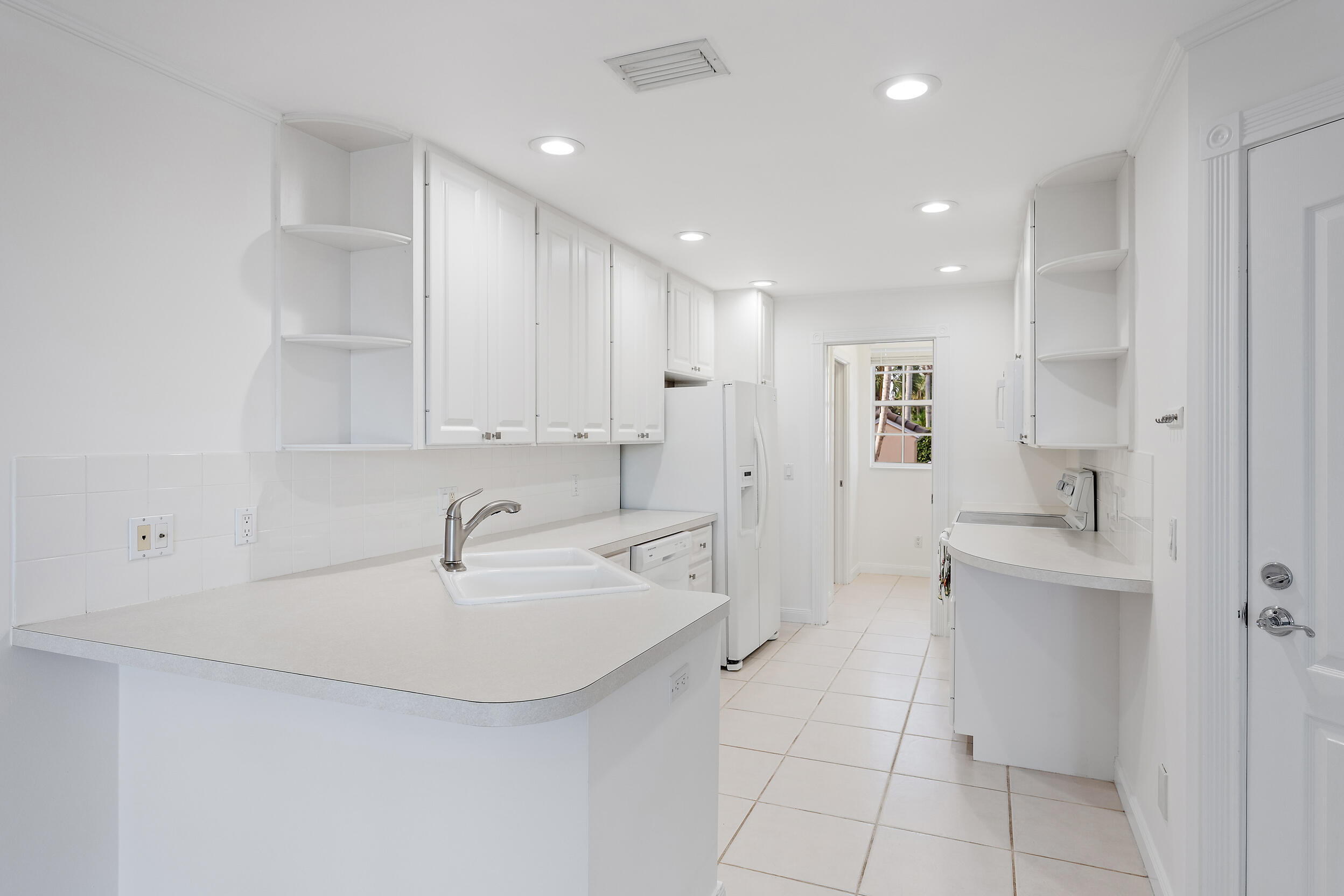 Catalina Lakes - Residential