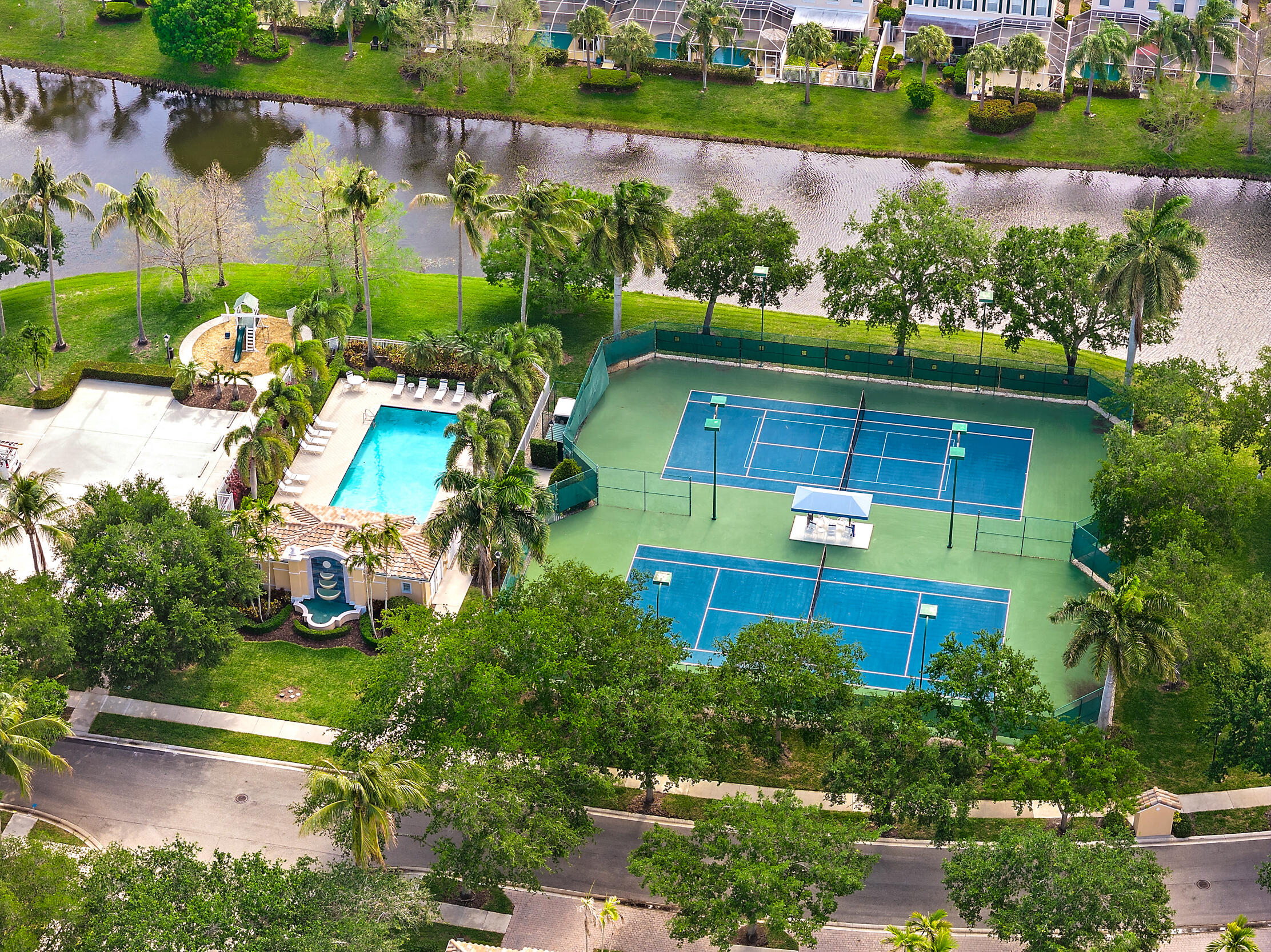 Catalina Lakes - Residential