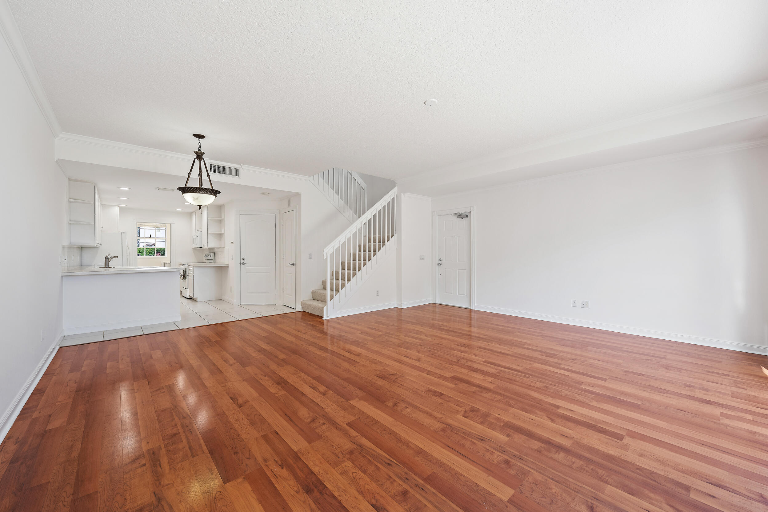 Catalina Lakes - Residential