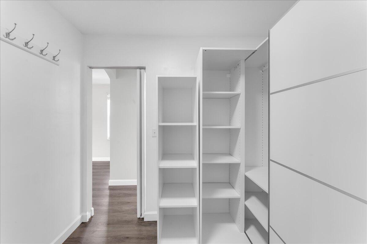 MADISON GREEN 1 PARS A, H - Residential