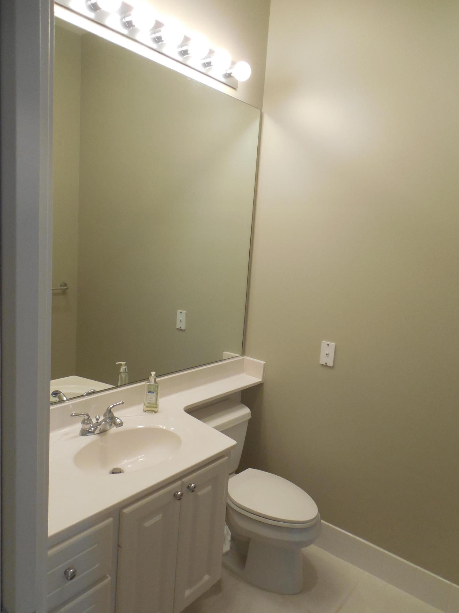 RETREAT - Residential Lease