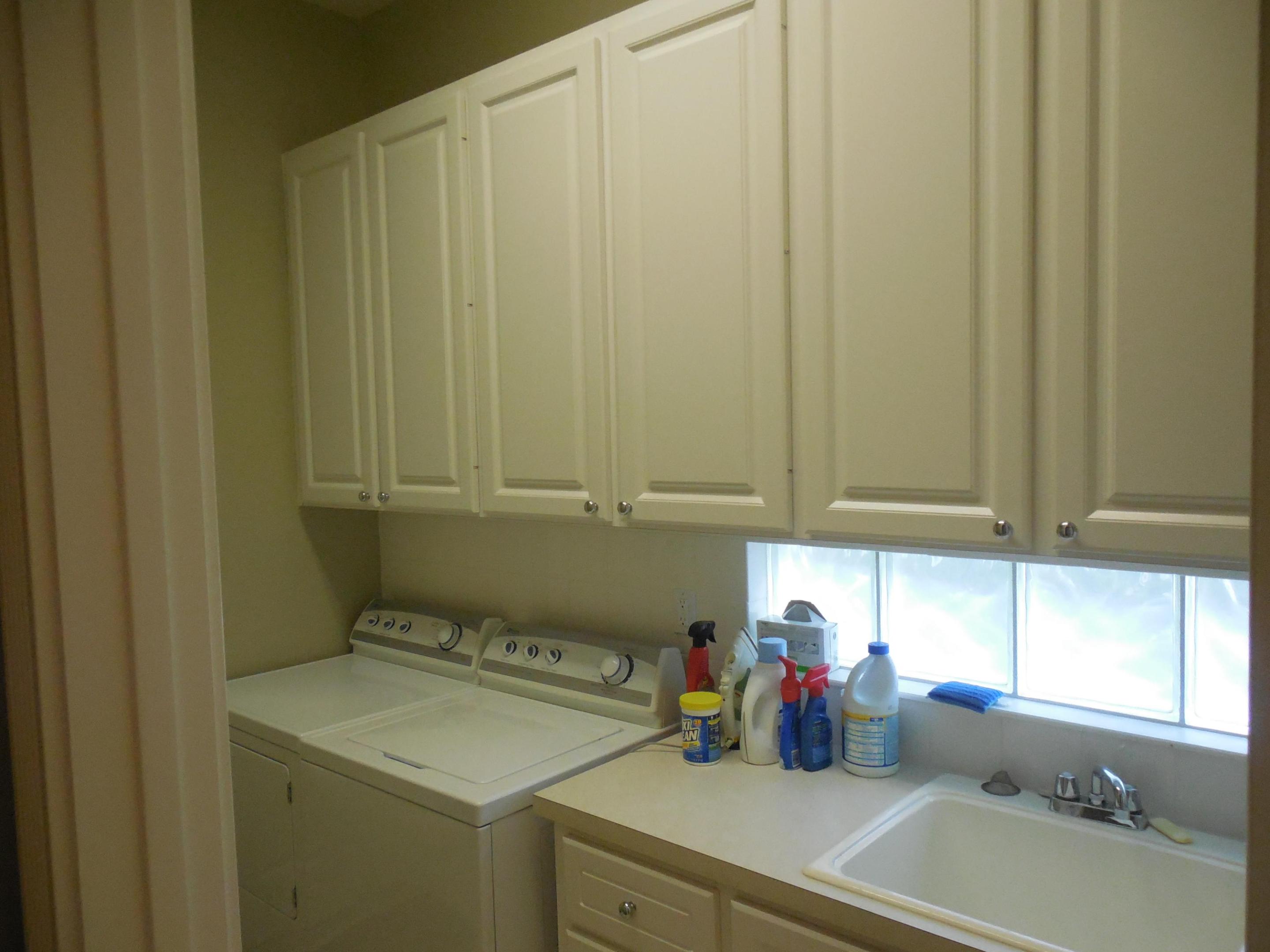 RETREAT - Residential Lease