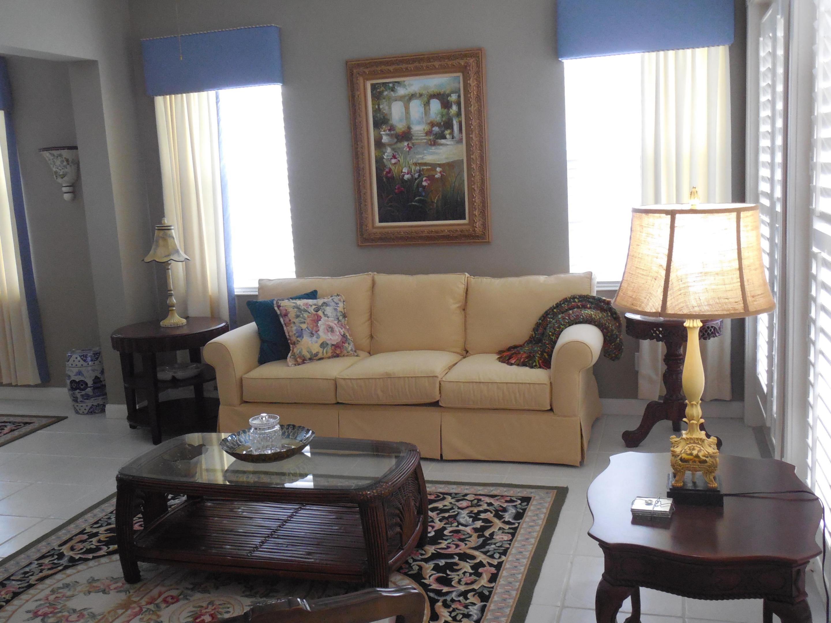 RETREAT - Residential Lease