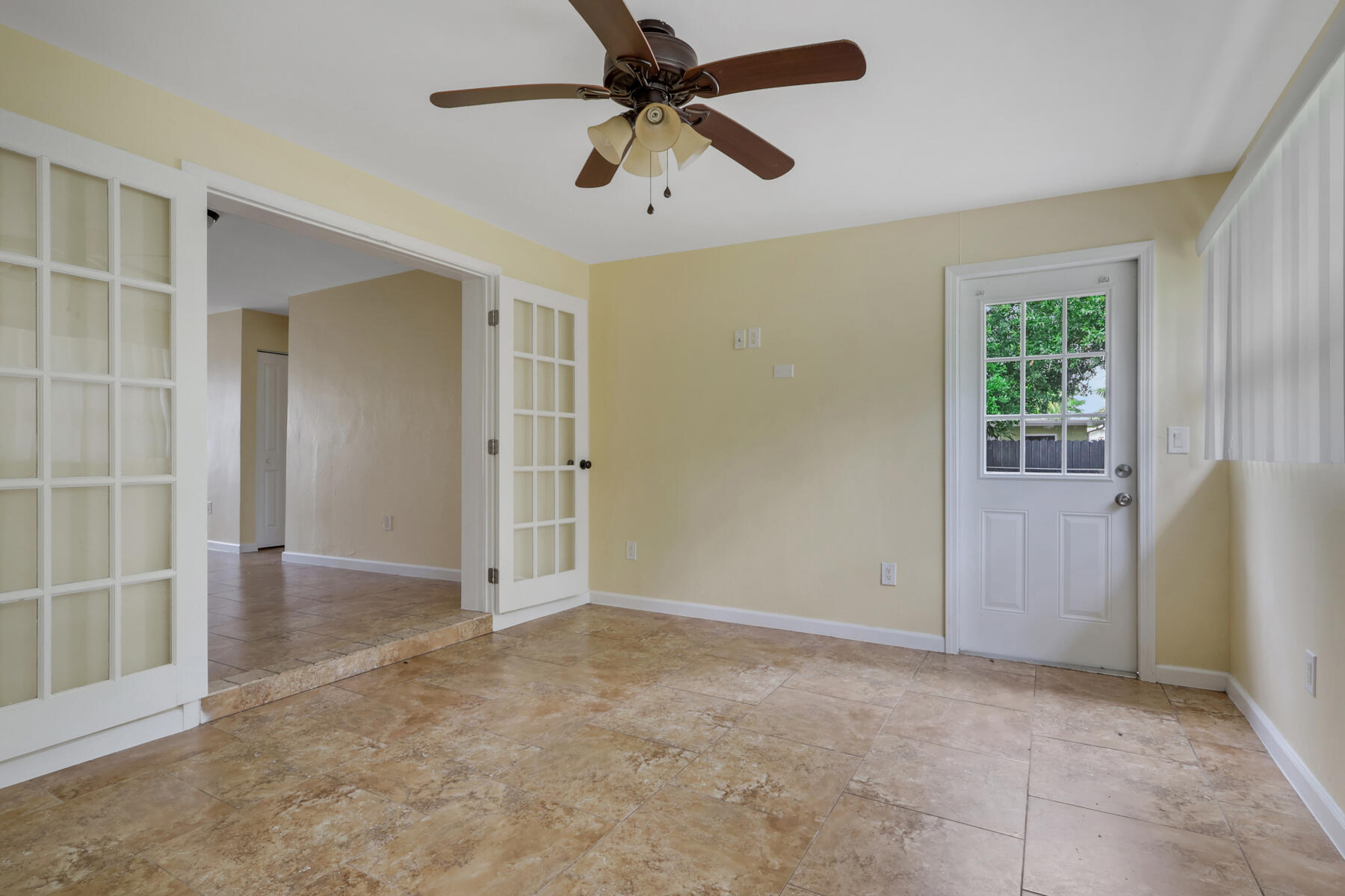 Acreage & Unrec - Residential
