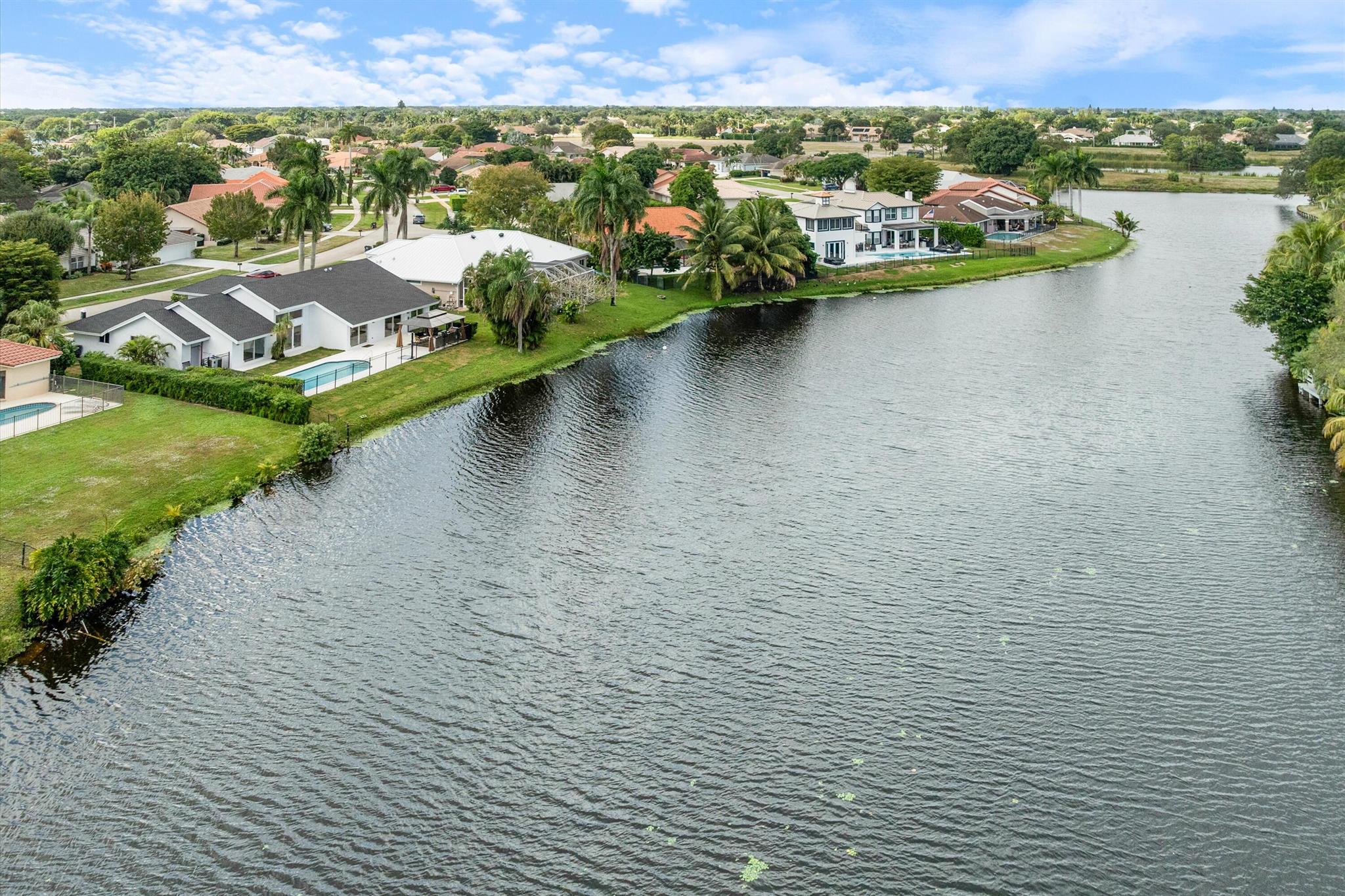 GREENVIEW SHORES 2 OF WEL - Residential