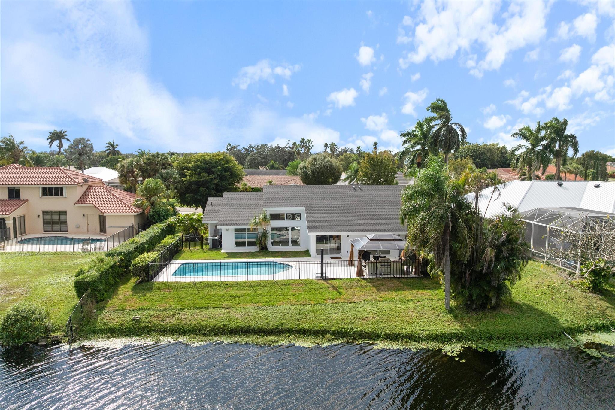 GREENVIEW SHORES 2 OF WEL - Residential