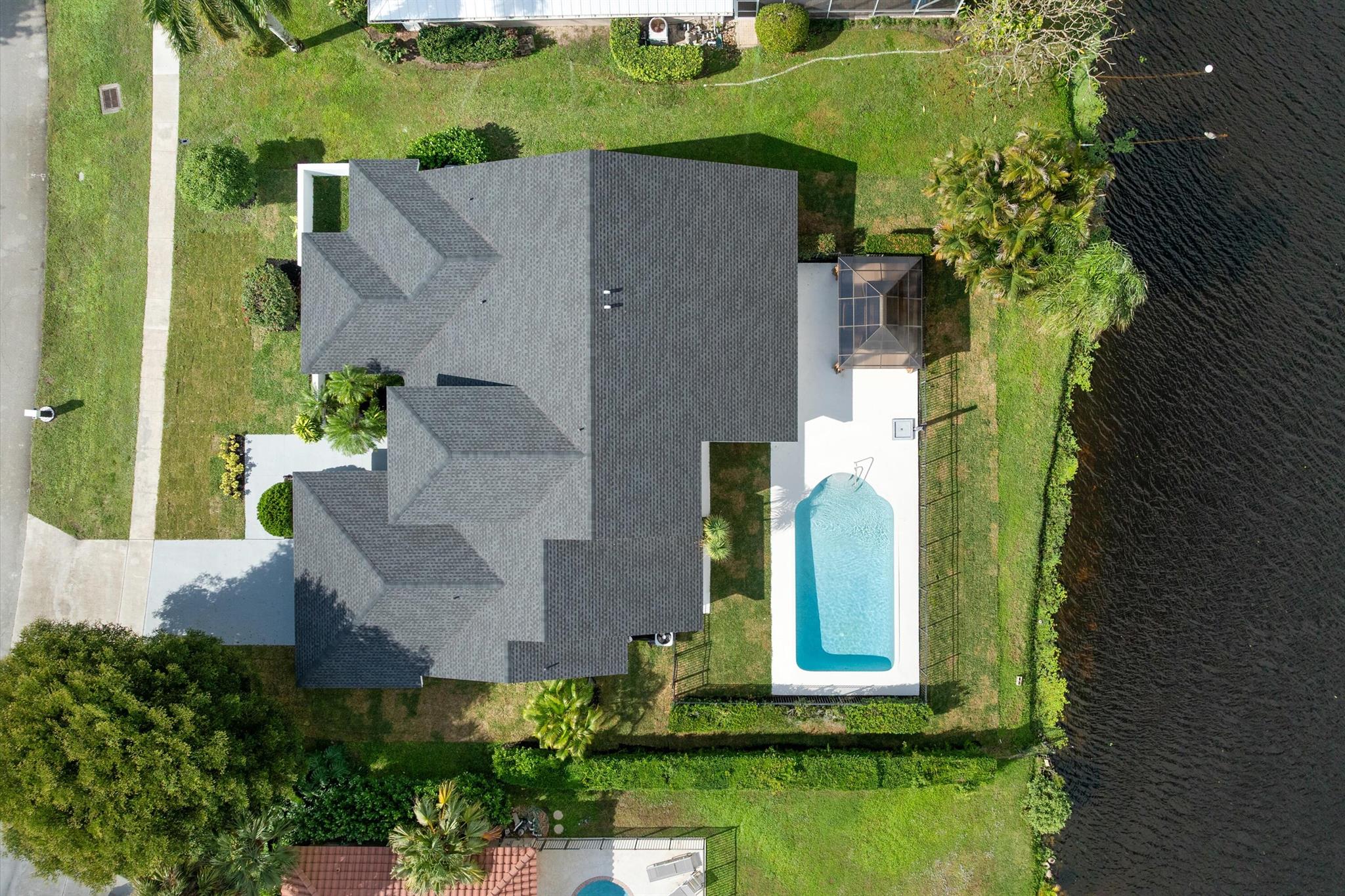 GREENVIEW SHORES 2 OF WEL - Residential