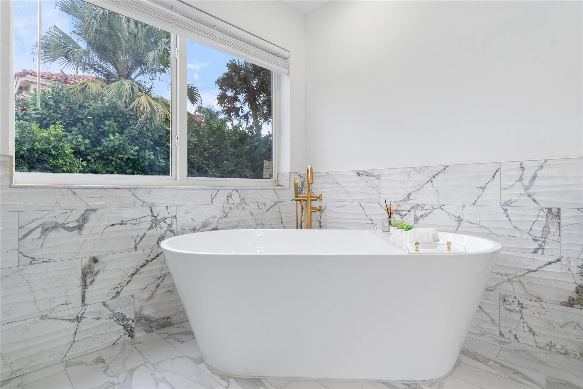 GREENVIEW SHORES 2 OF WEL - Residential