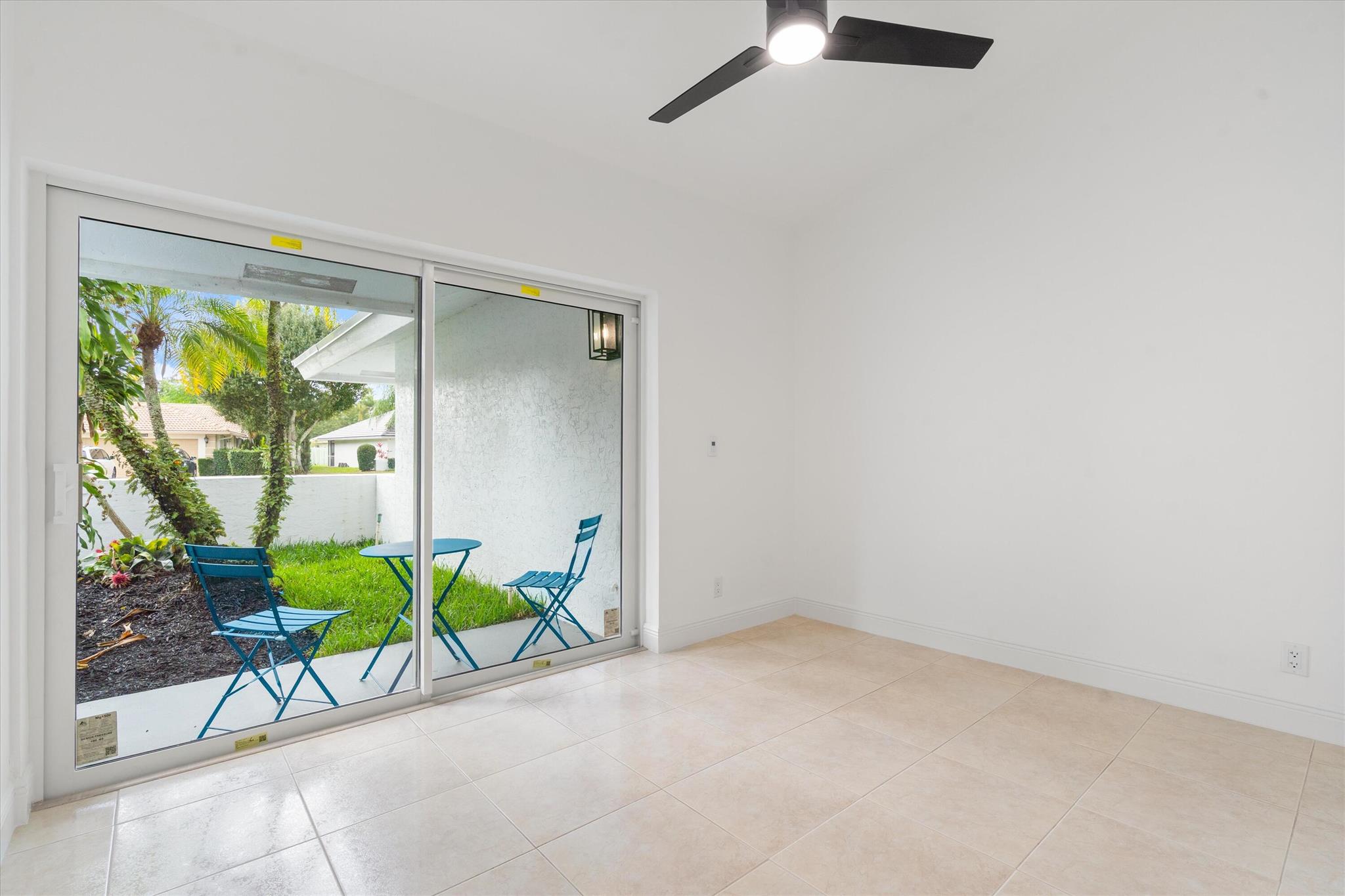 GREENVIEW SHORES 2 OF WEL - Residential