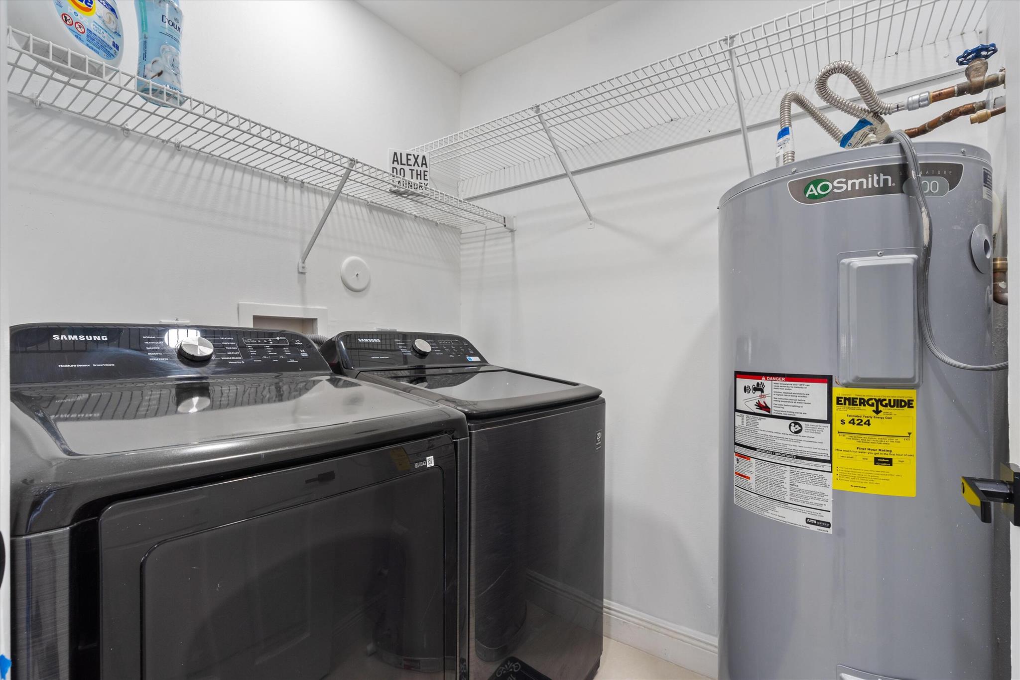 GREENVIEW SHORES 2 OF WEL - Residential