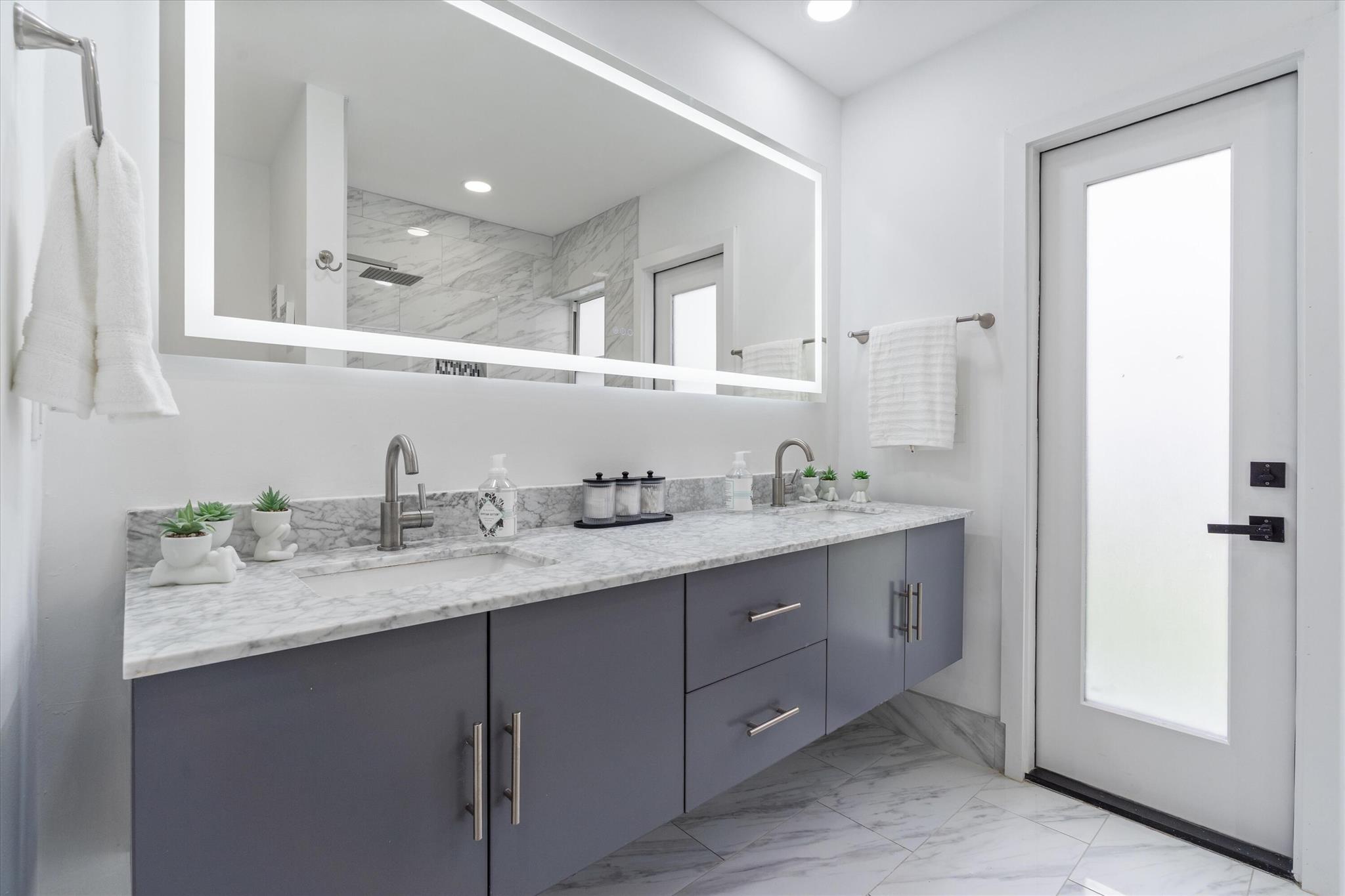 GREENVIEW SHORES 2 OF WEL - Residential