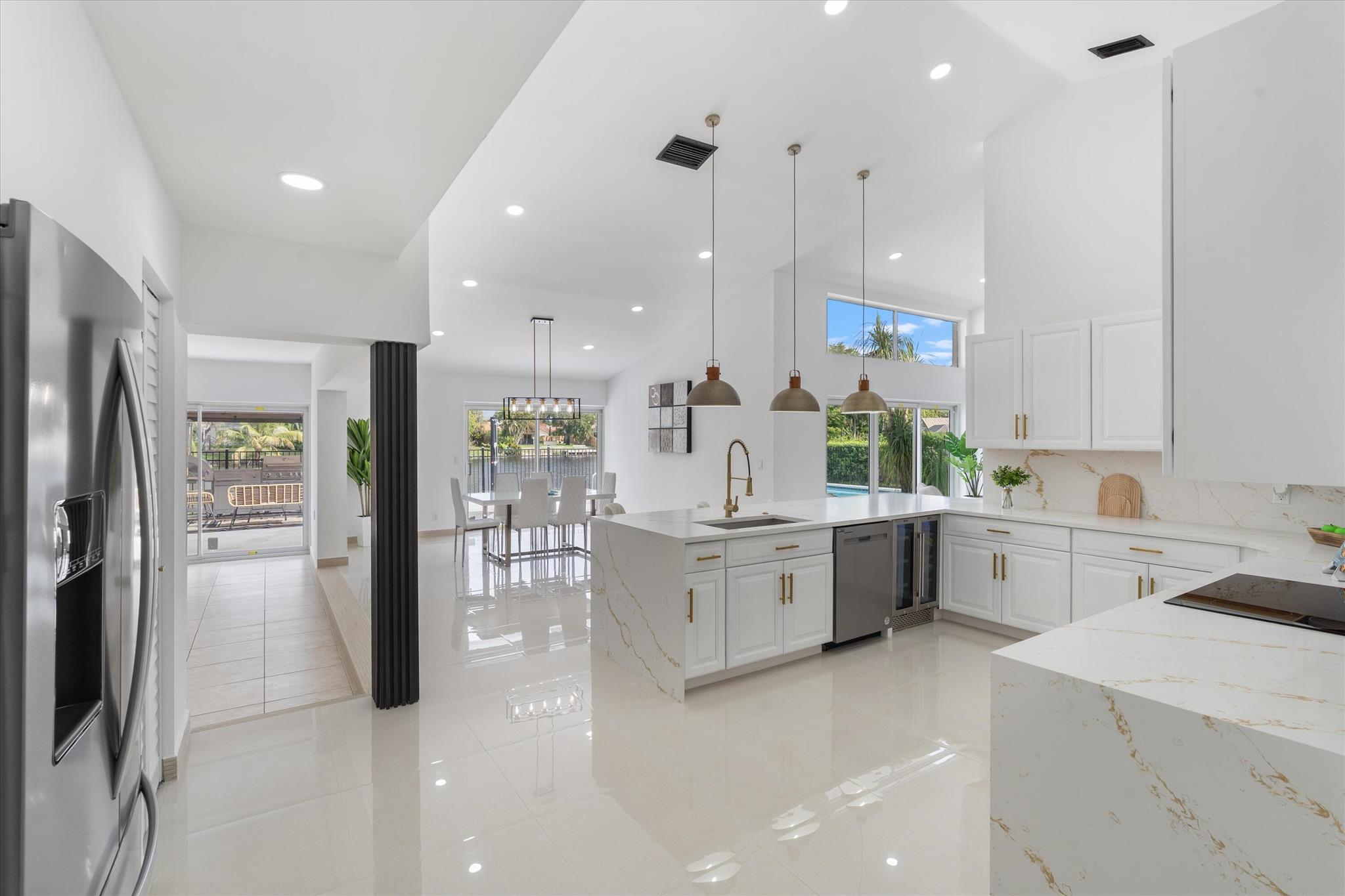 GREENVIEW SHORES 2 OF WEL - Residential