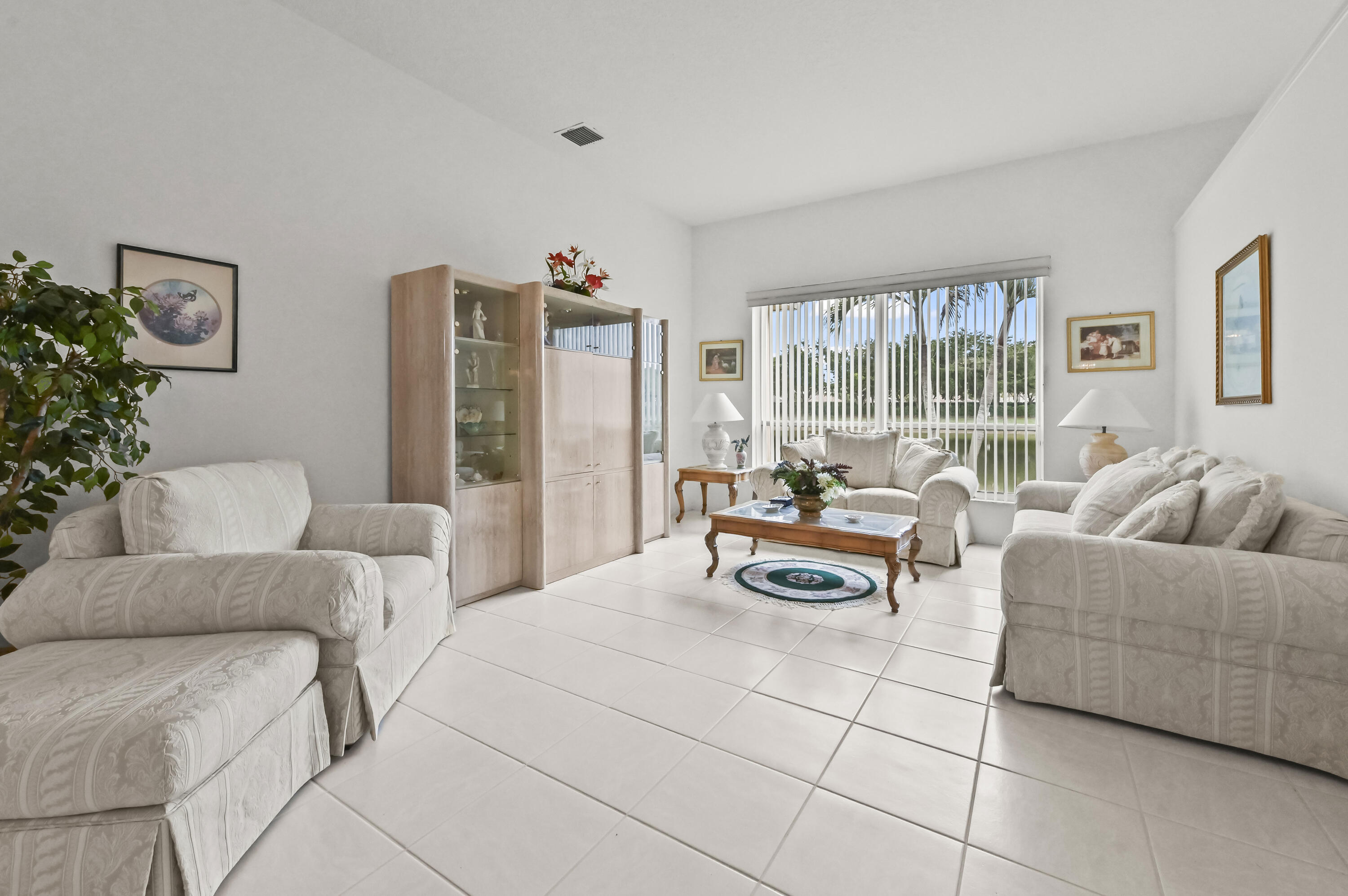 BOCA WINDS - Residential