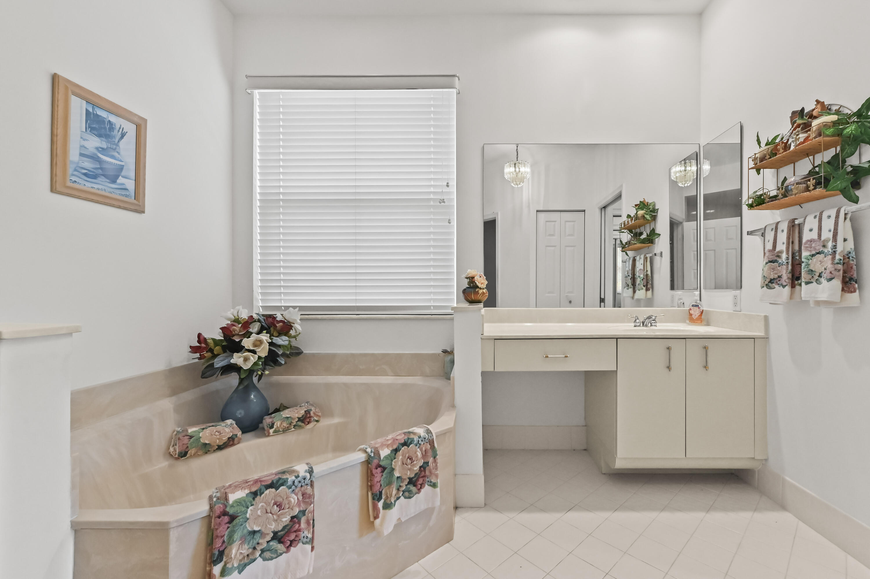 BOCA WINDS - Residential