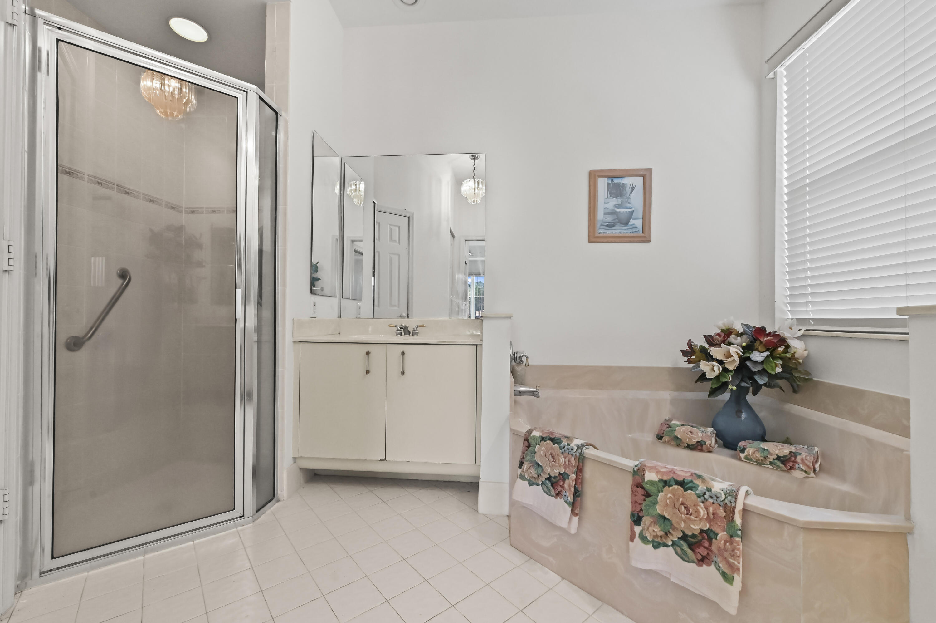 BOCA WINDS - Residential