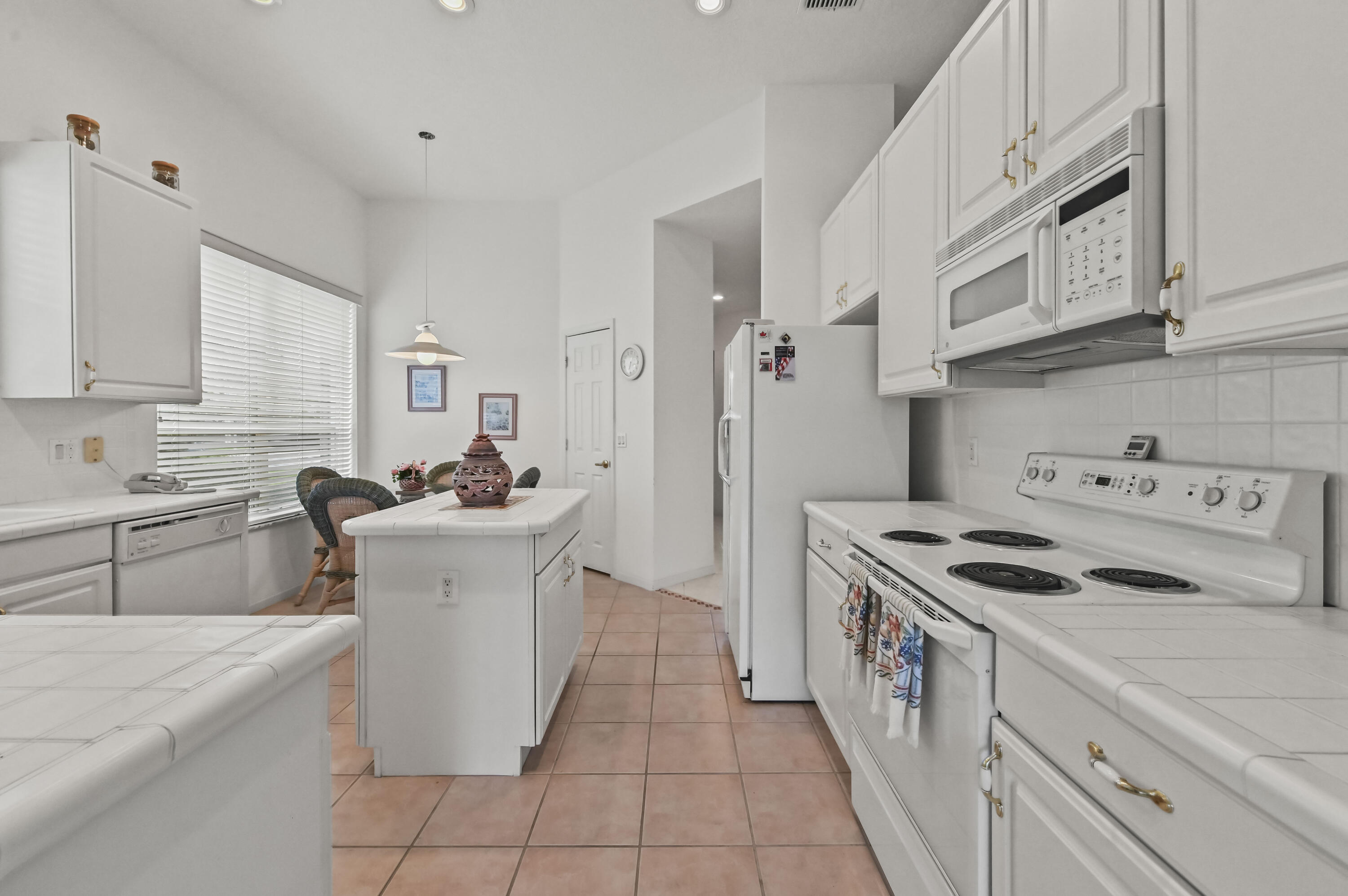 BOCA WINDS - Residential