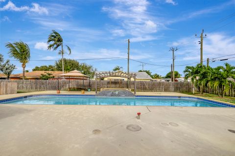 Featured picture for the property R10942865
